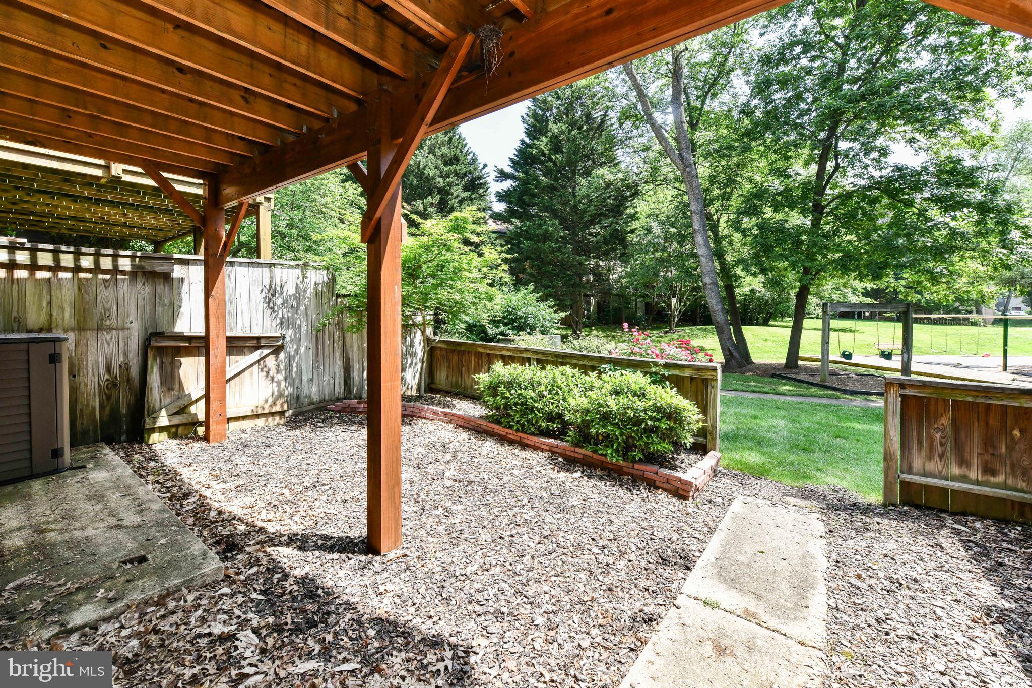 RESTON - Residential Lease