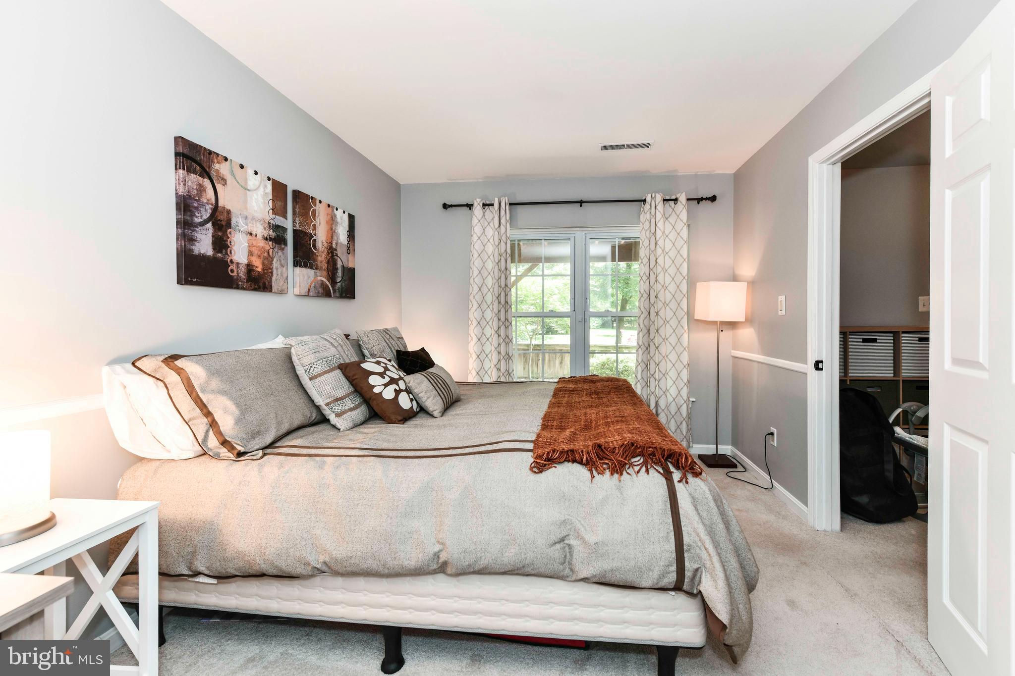 RESTON - Residential Lease