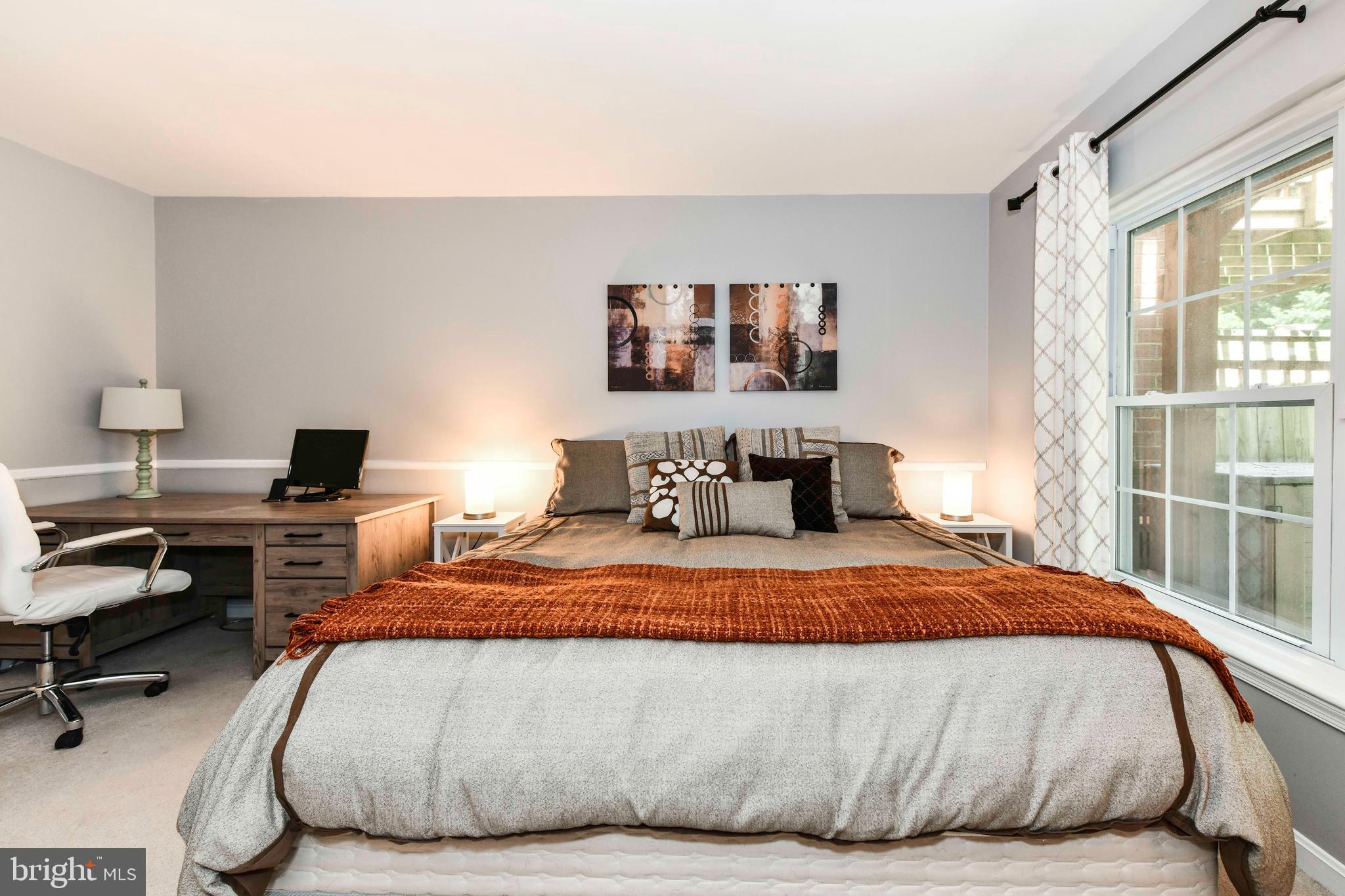 RESTON - Residential Lease