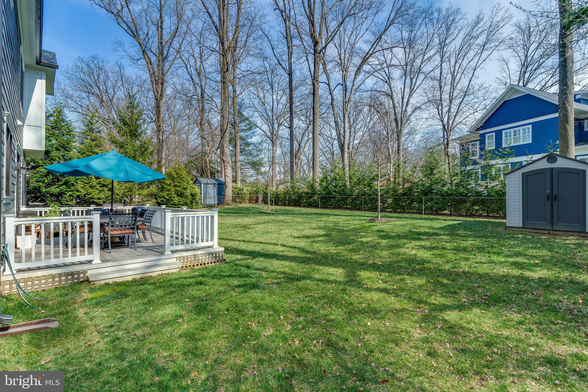 VIENNA WOODS - Residential