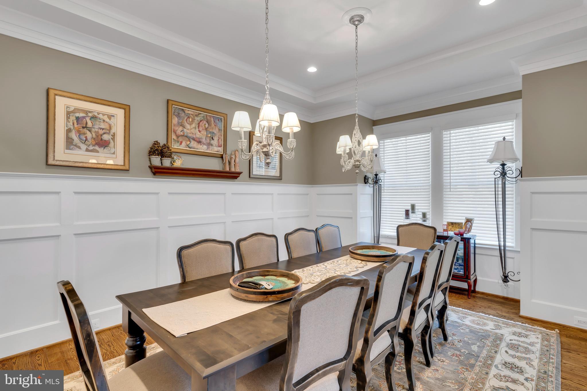 VIENNA WOODS - Residential