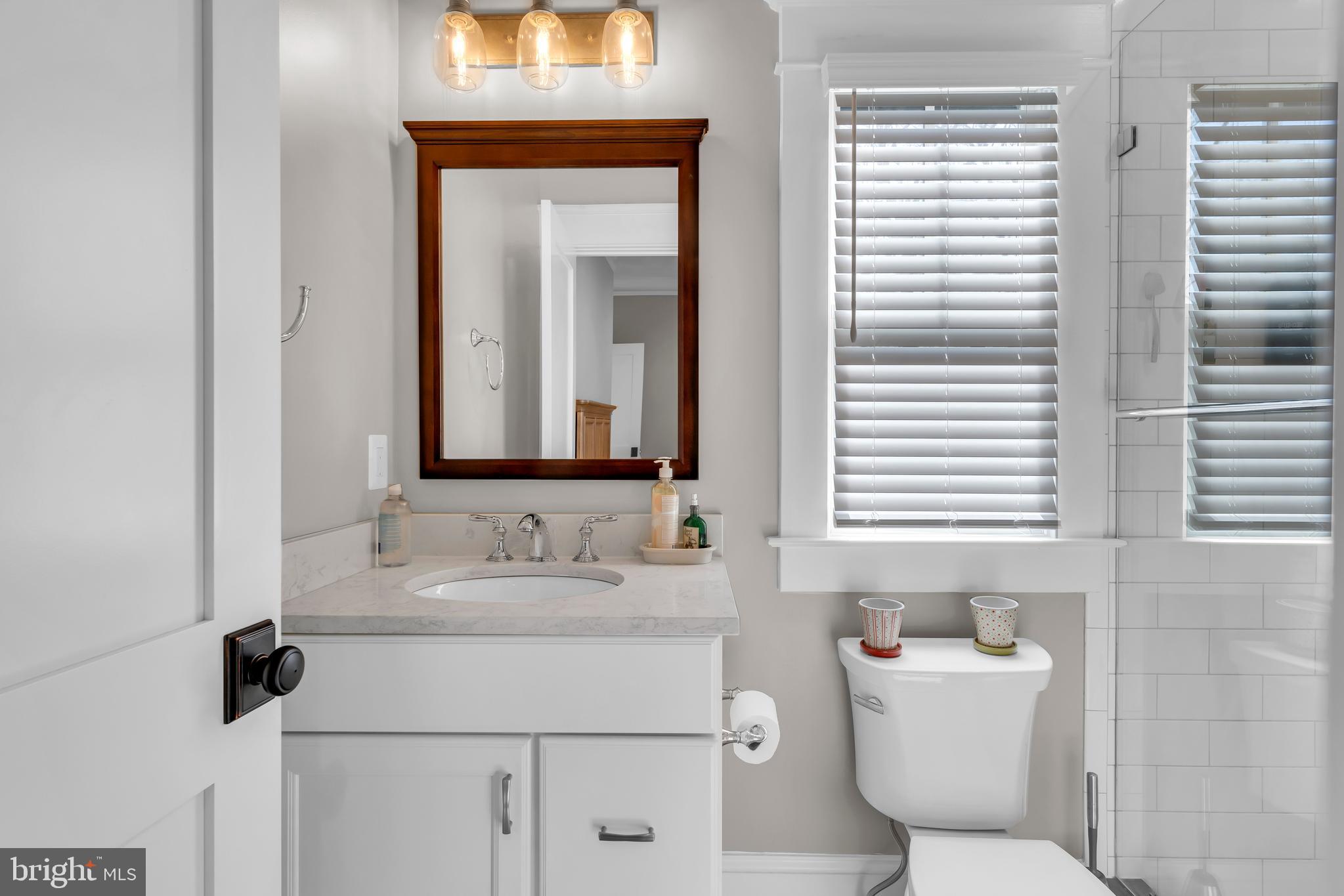 VIENNA WOODS - Residential