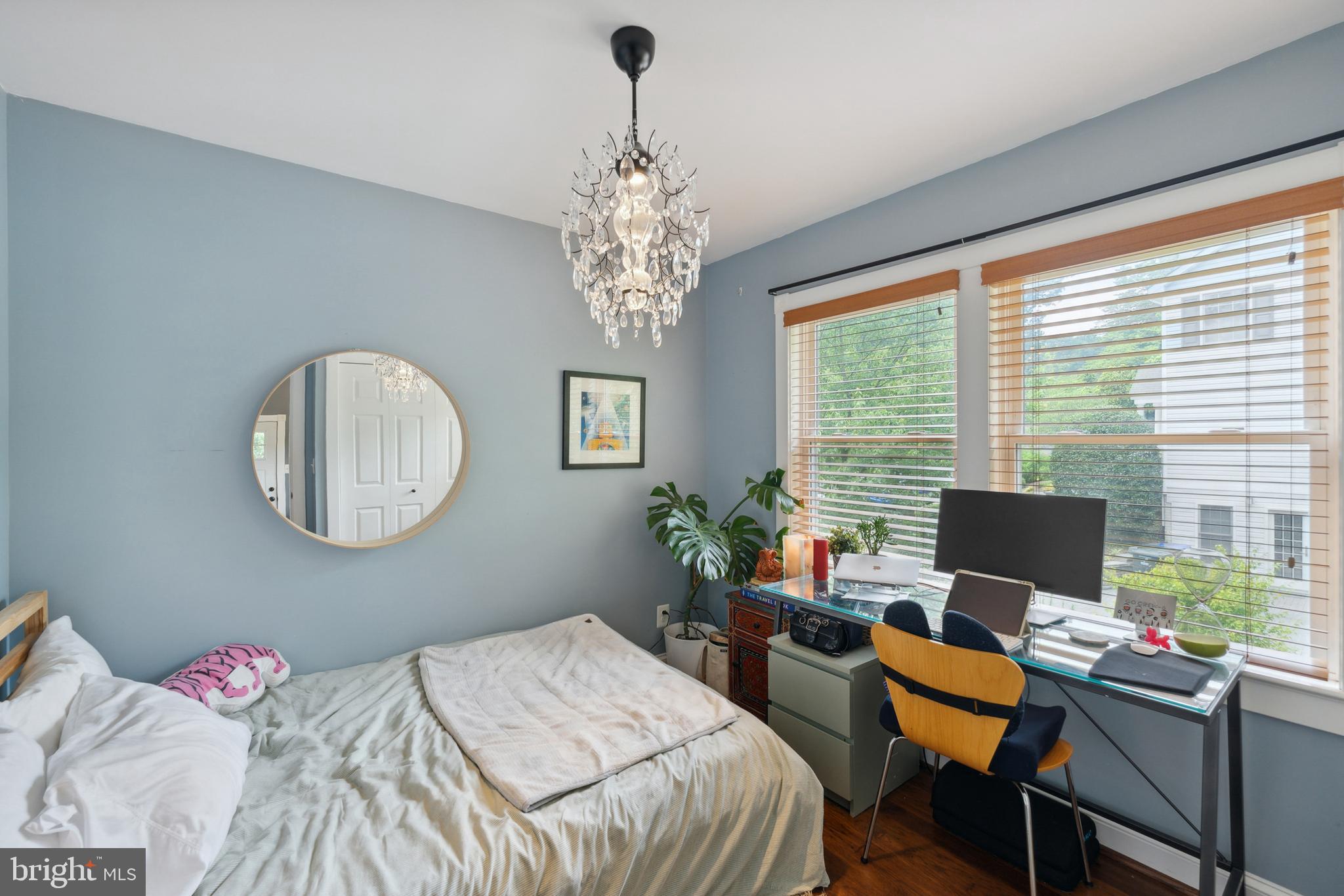 BARCROFT - Residential