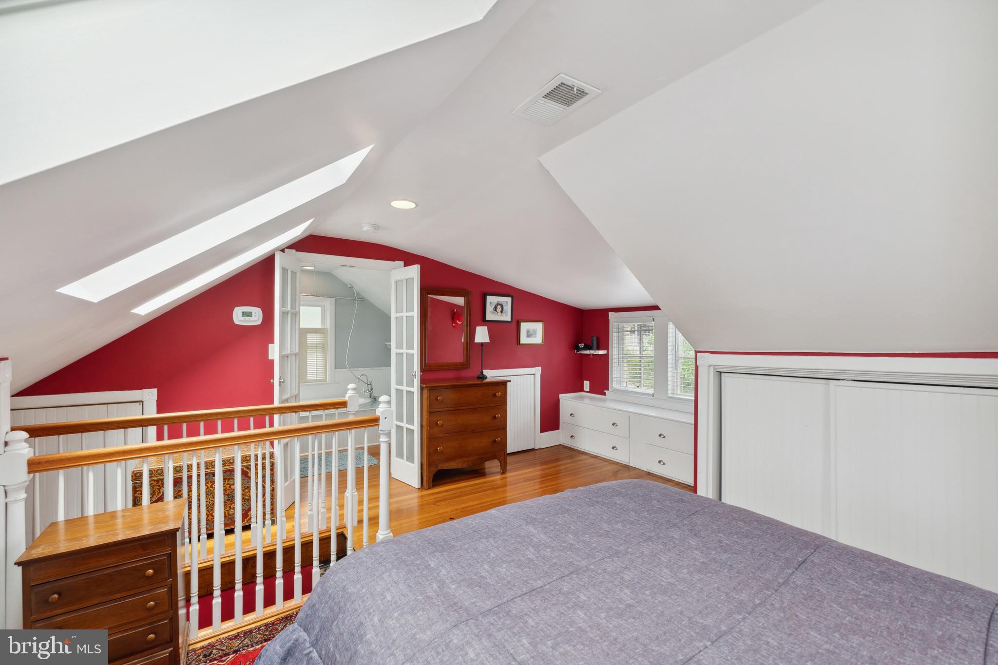 BARCROFT - Residential