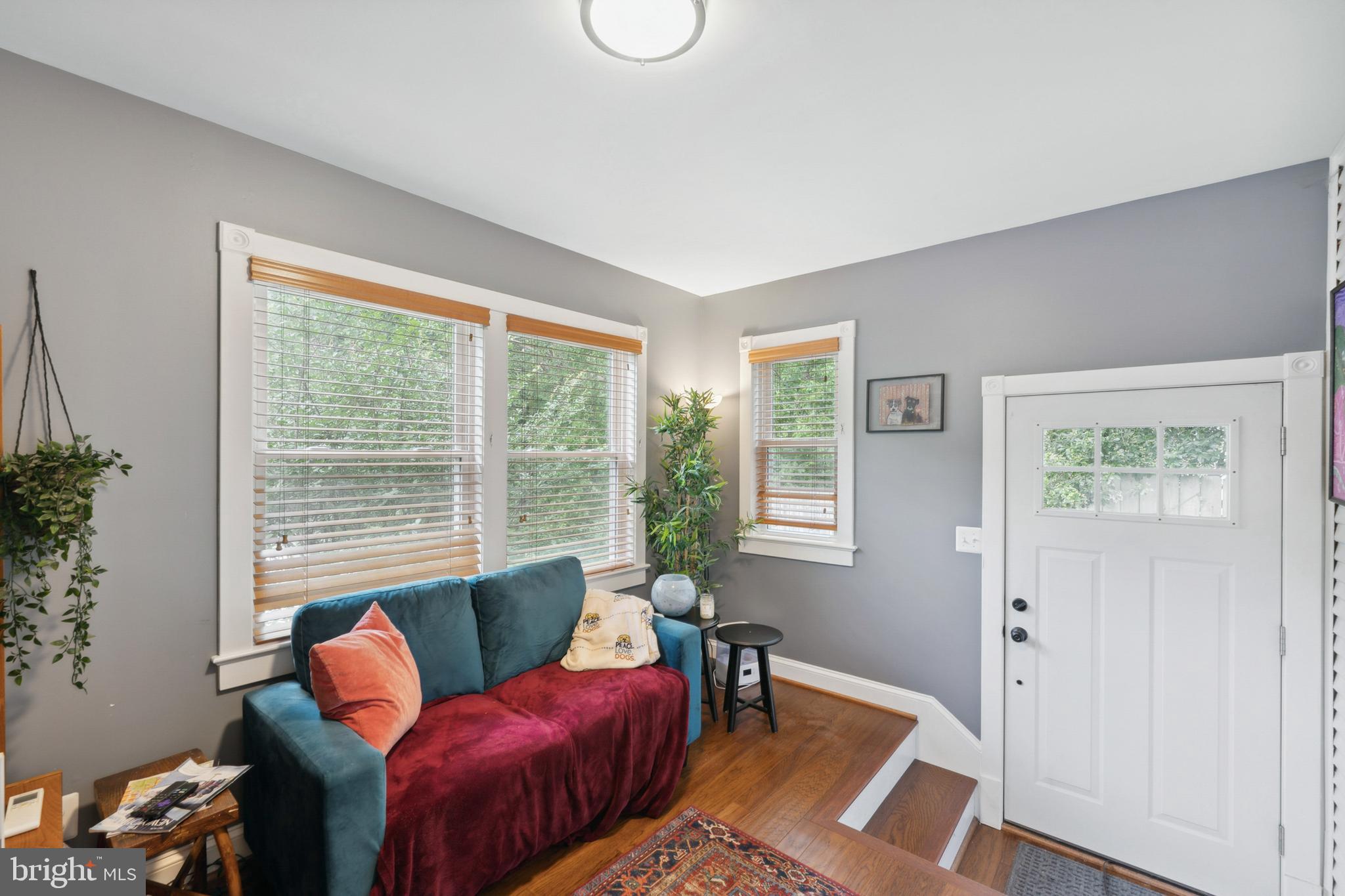 BARCROFT - Residential