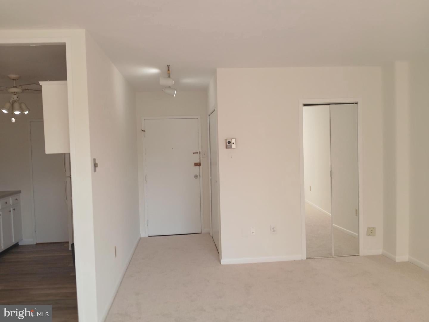 6641 WAKEFIELD DRIVE 105