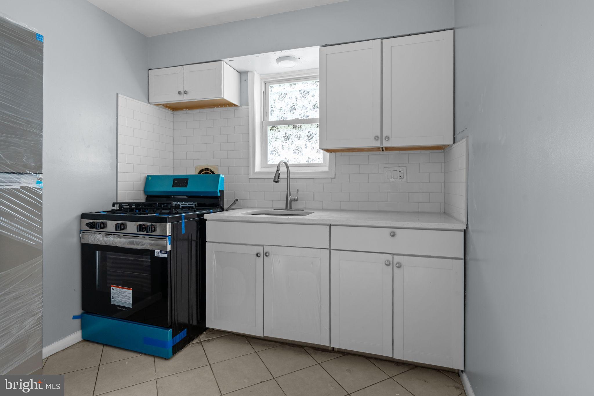 FOX CHASE - Residential Income