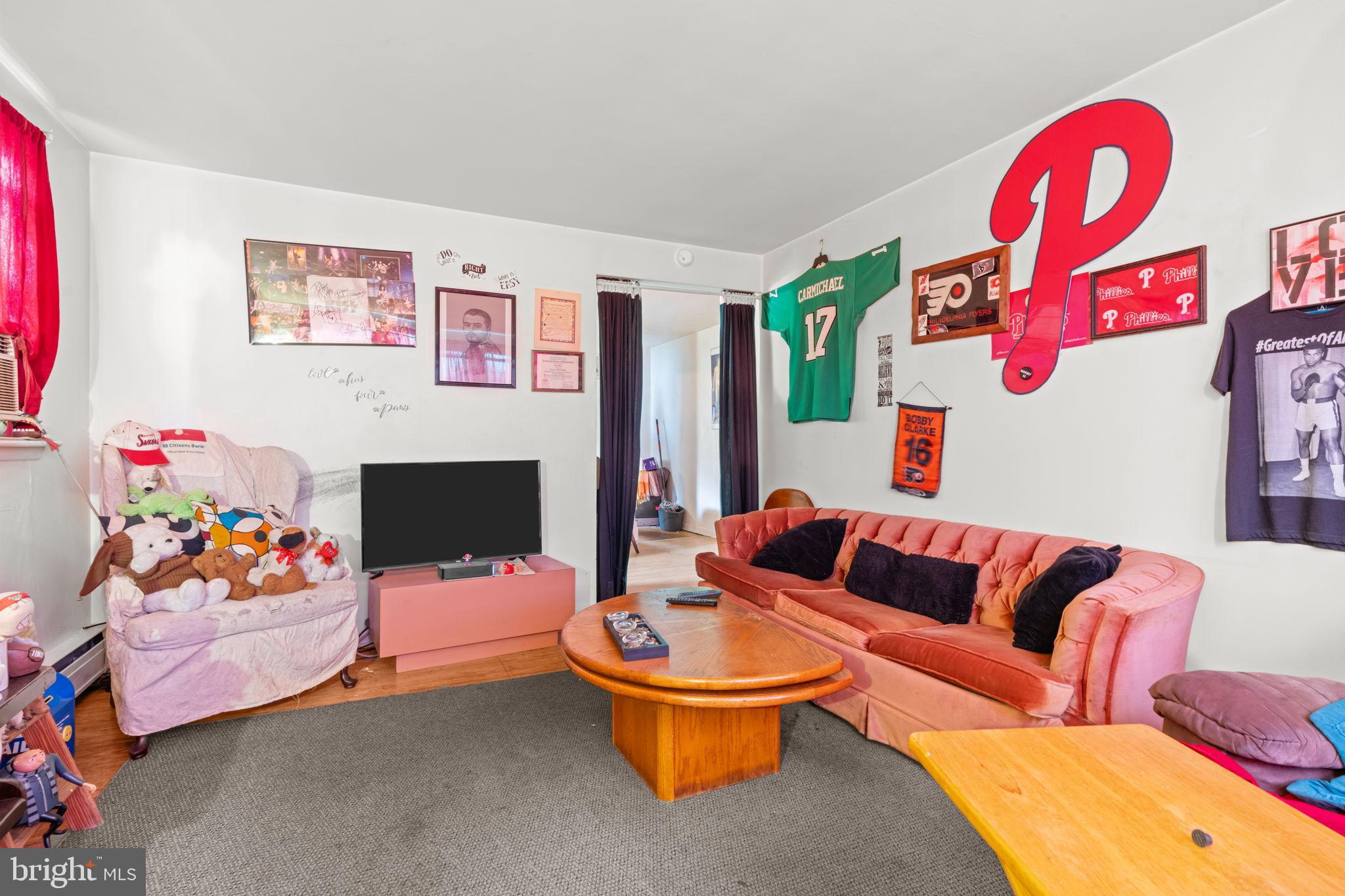 FOX CHASE - Residential Income