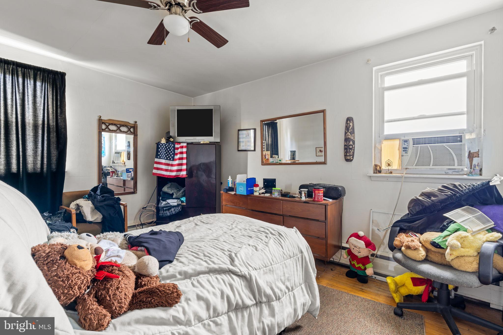 FOX CHASE - Residential Income