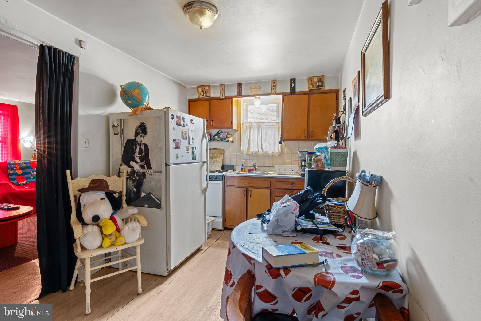 FOX CHASE - Residential Income