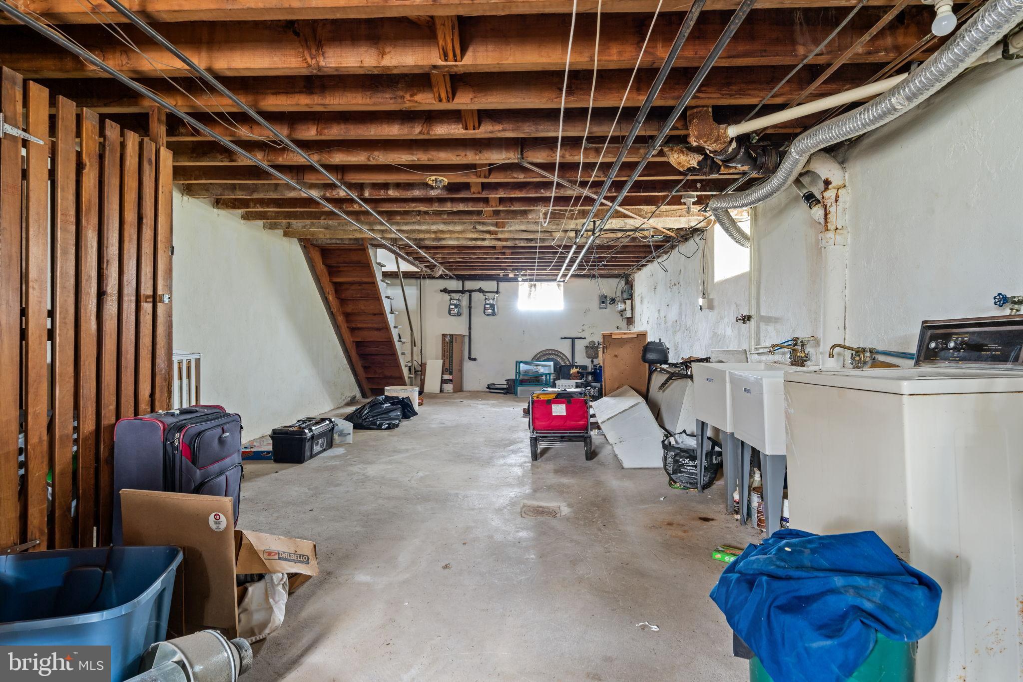 FOX CHASE - Residential Income