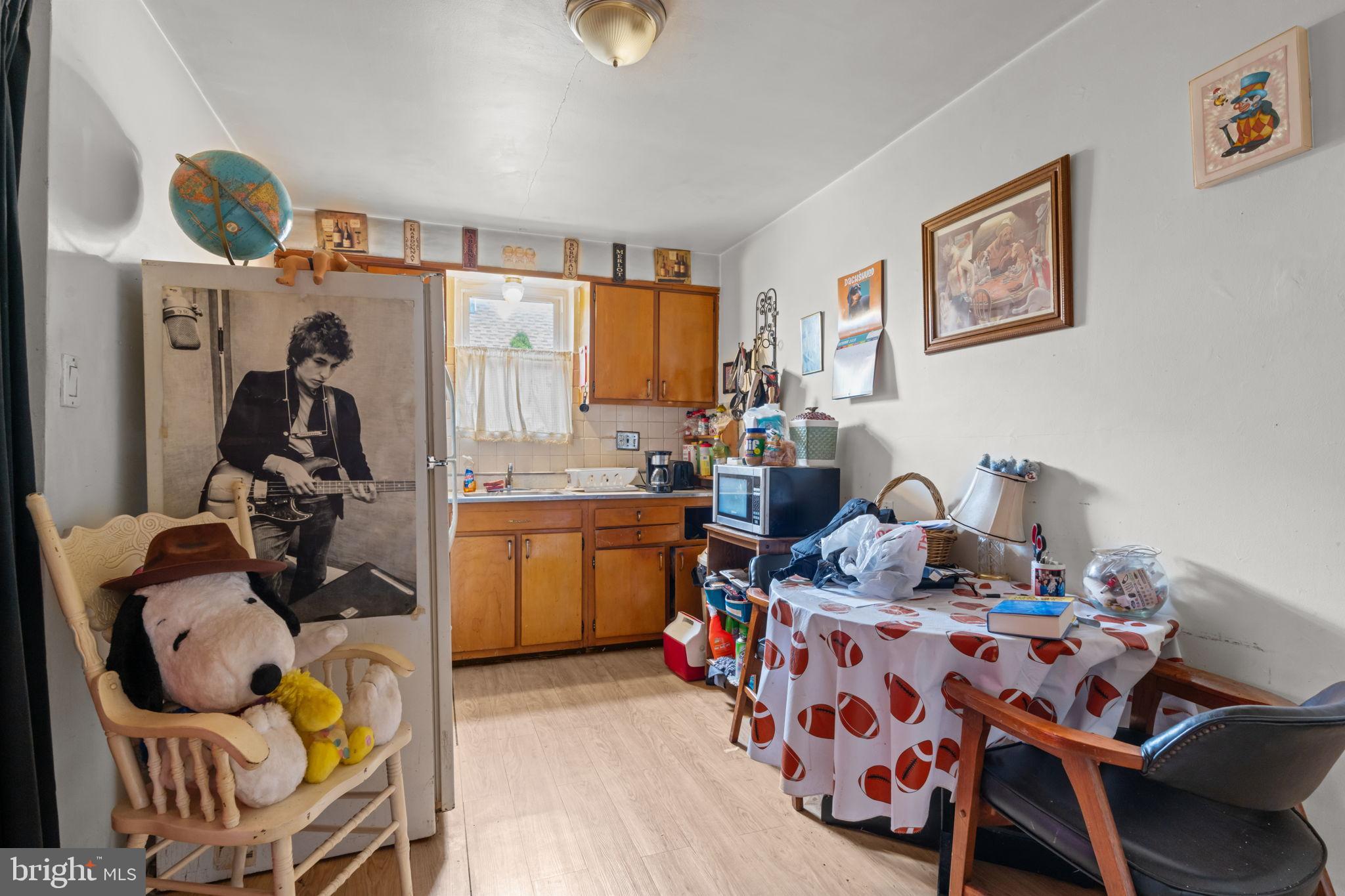 FOX CHASE - Residential Income