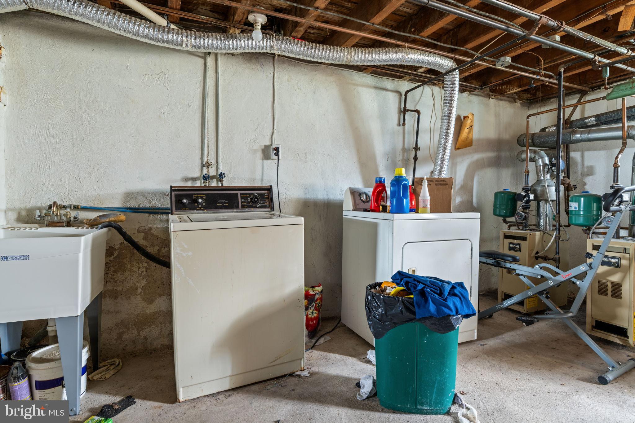 FOX CHASE - Residential Income