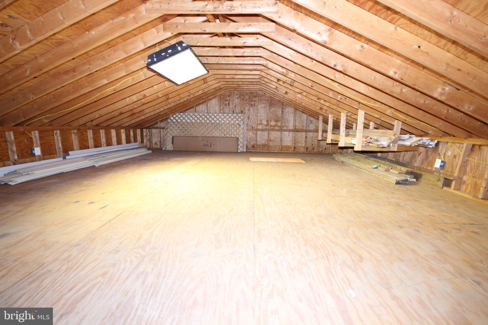 CALVERTON - Residential