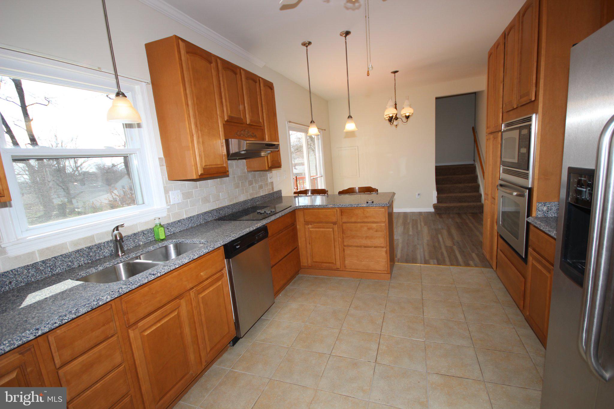 CALVERTON - Residential