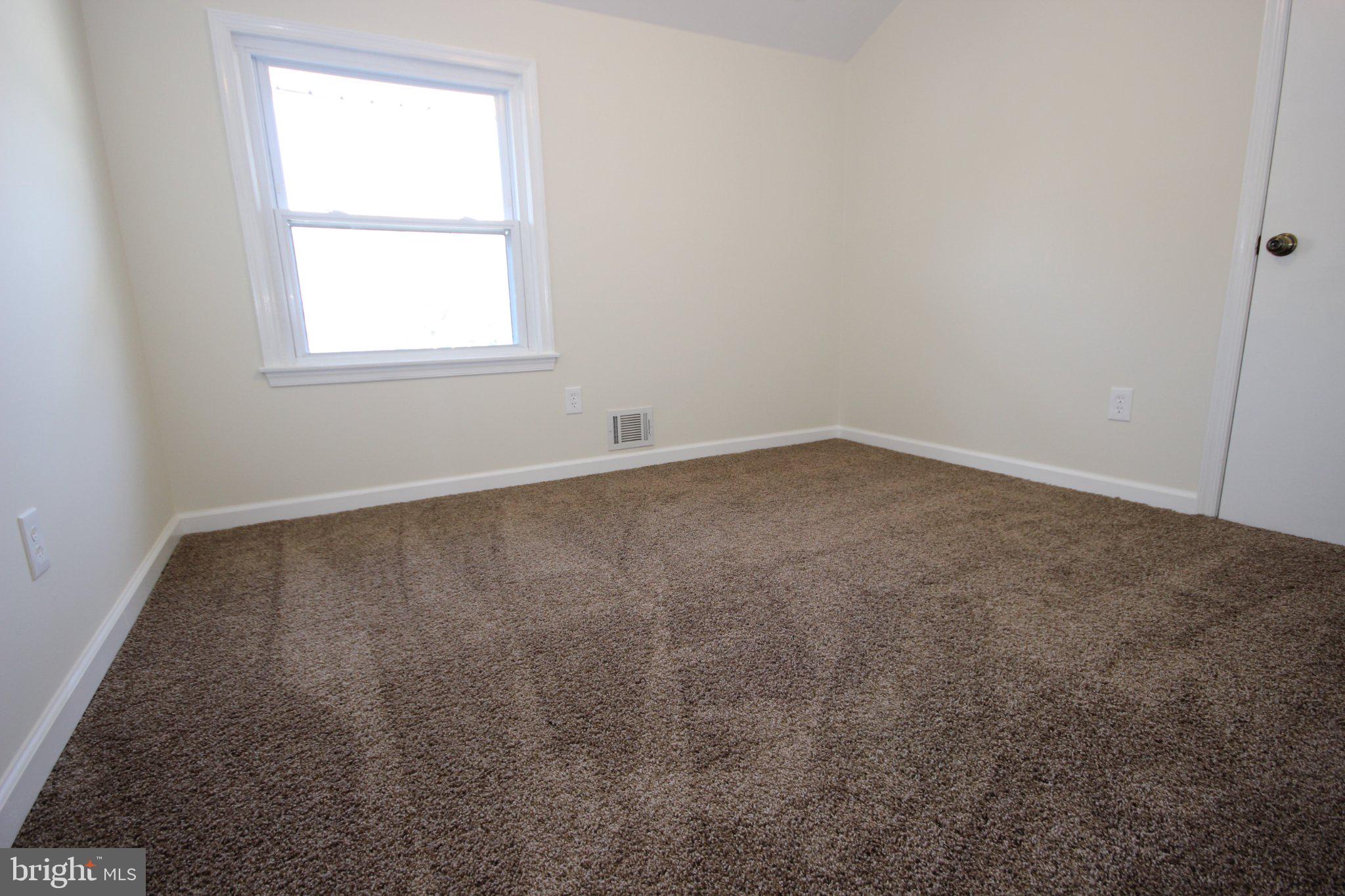 CALVERTON - Residential