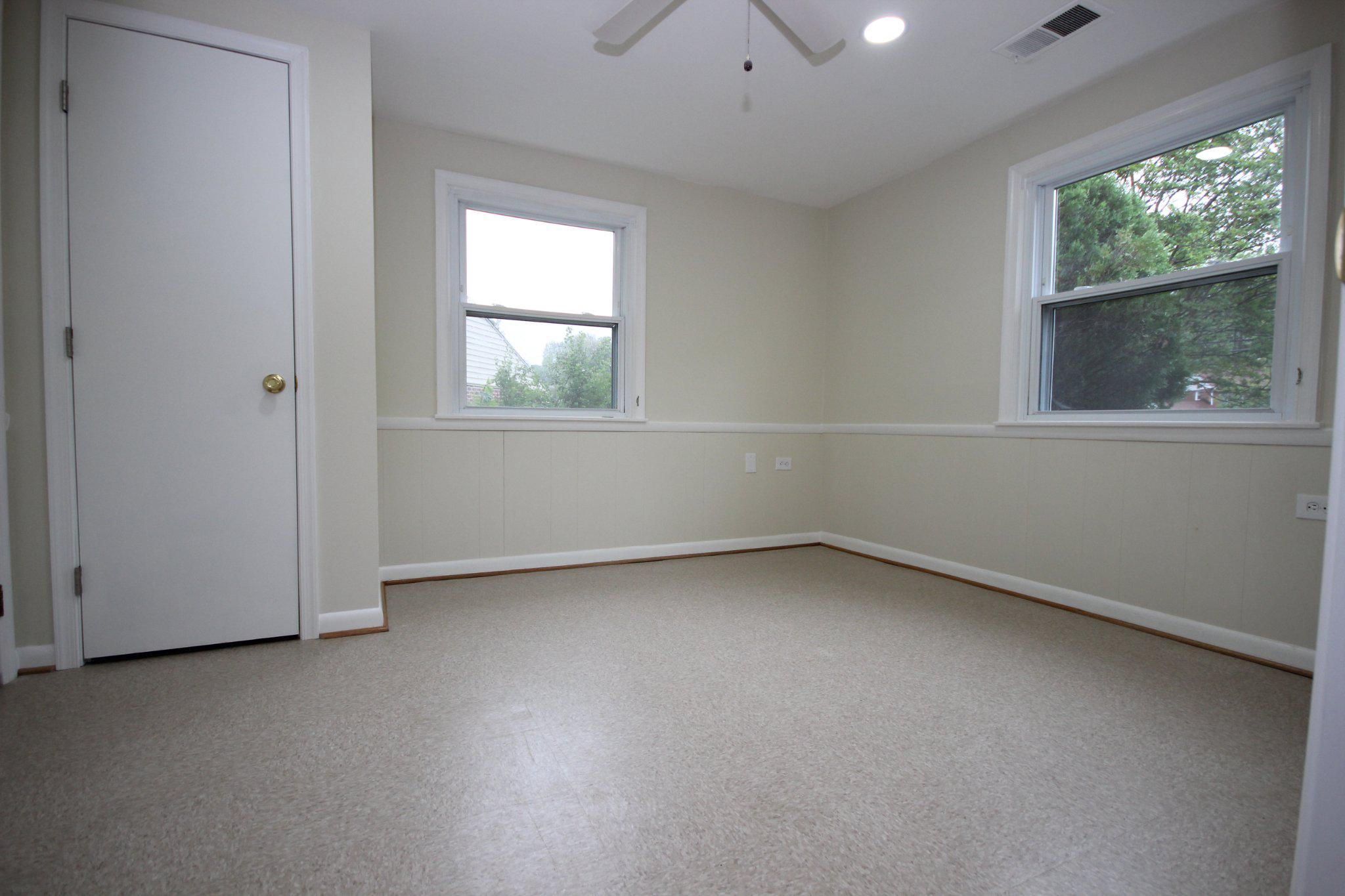 CALVERTON - Residential