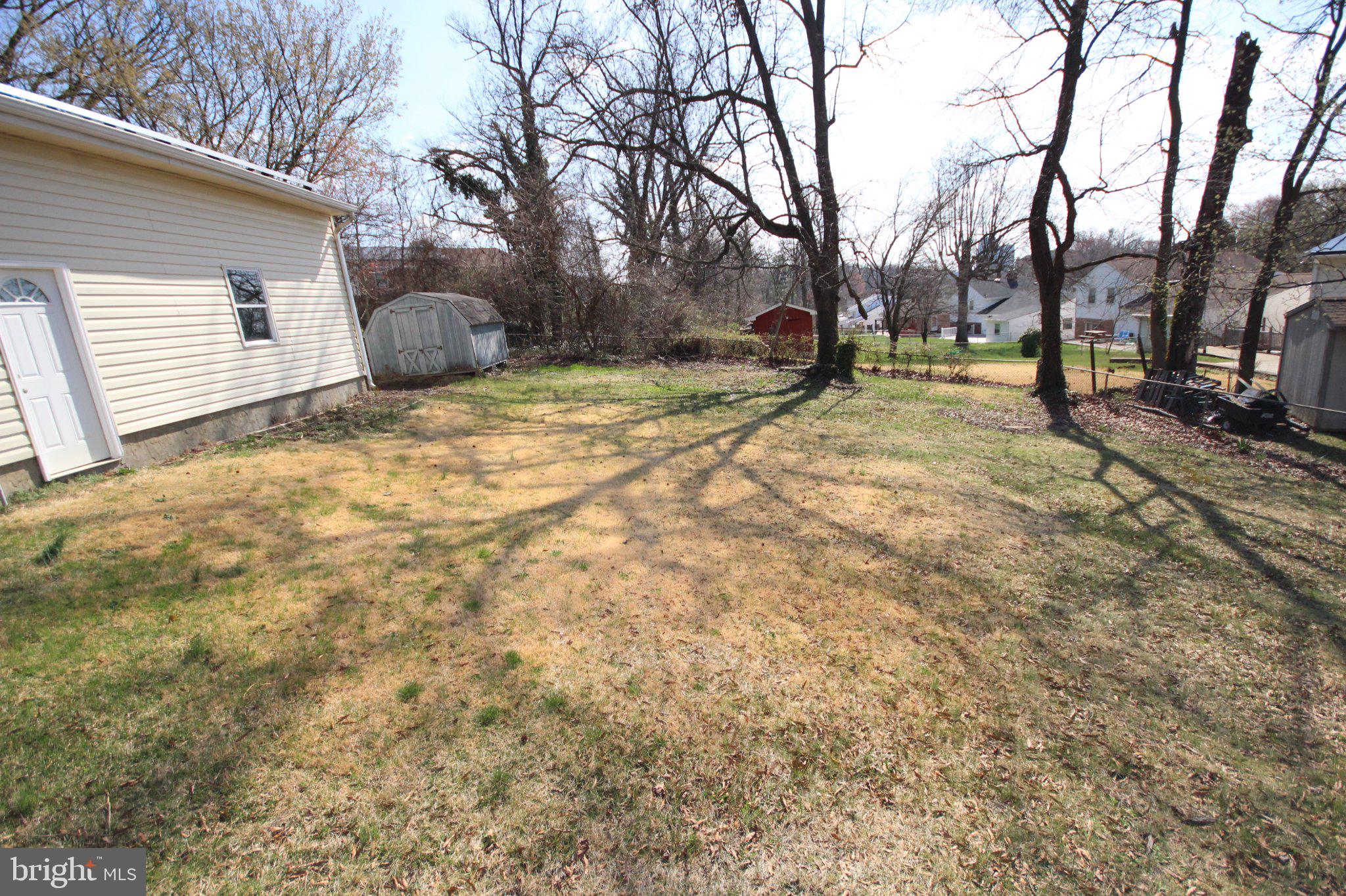 CALVERTON - Residential