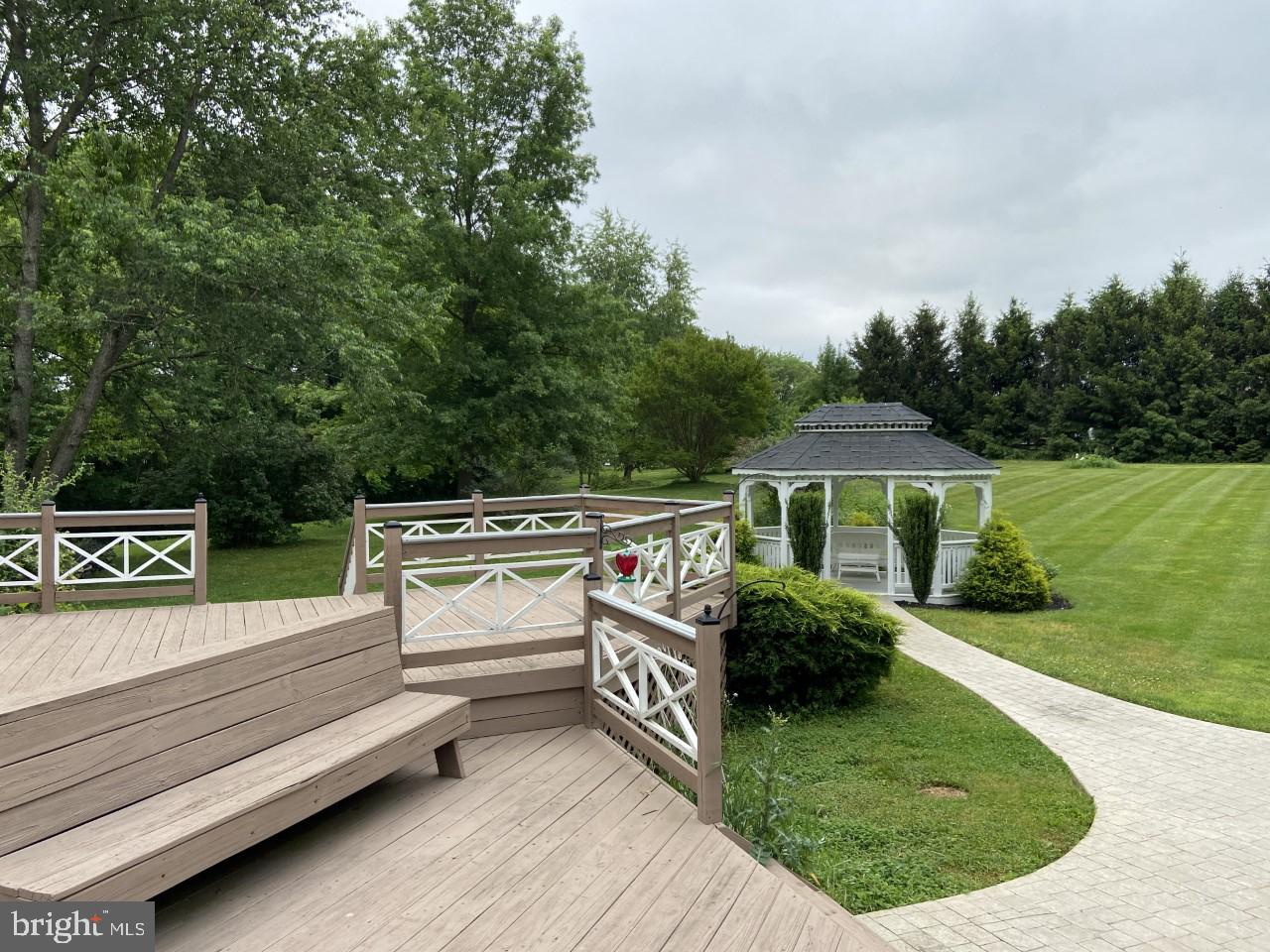 QUAIL RIDGE - Residential