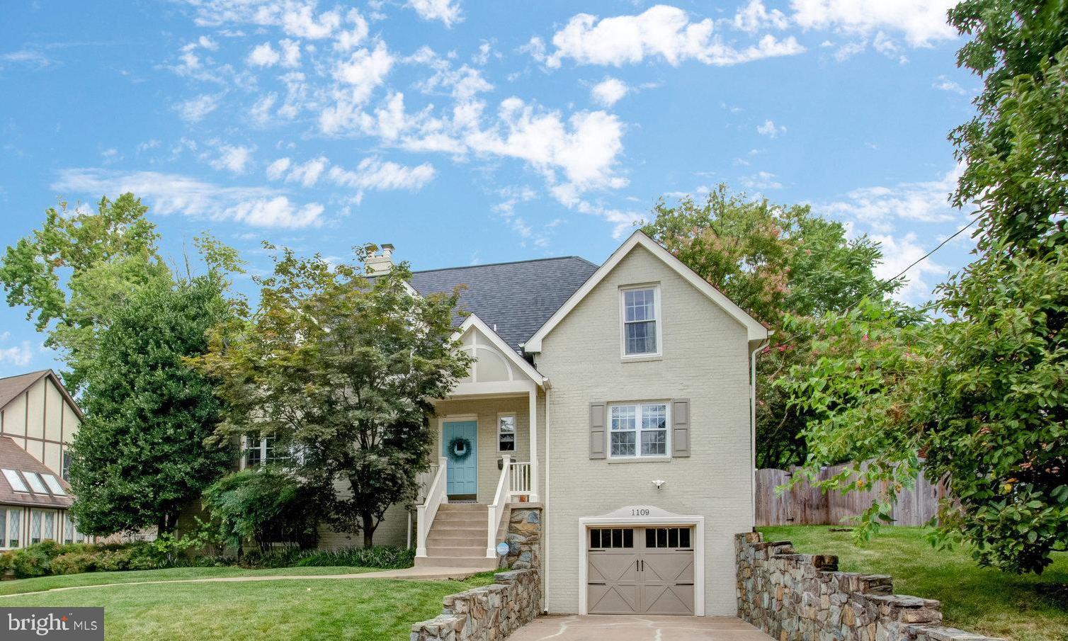 COLLEGE PARK - Residential