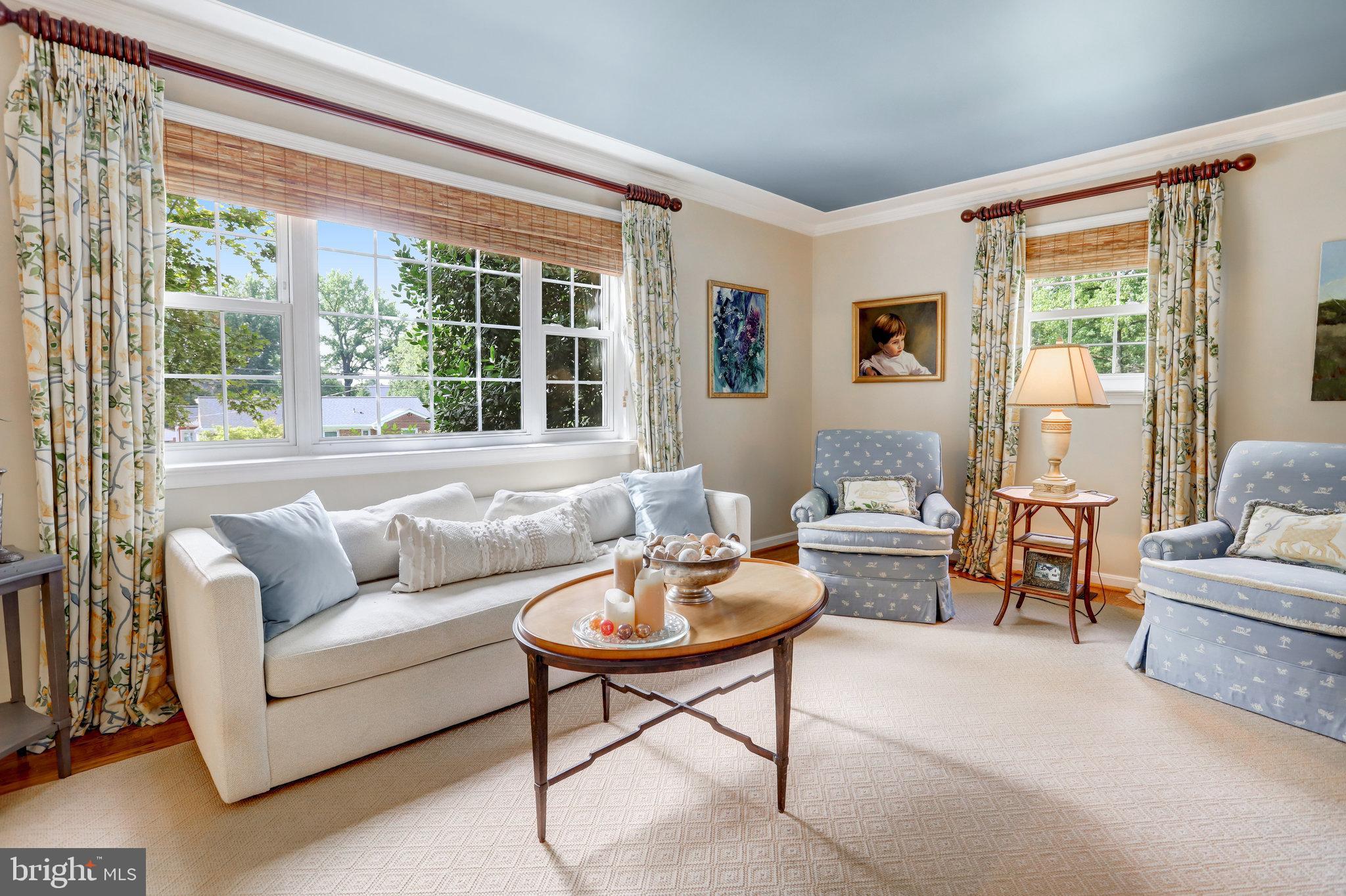 COLLEGE PARK - Residential