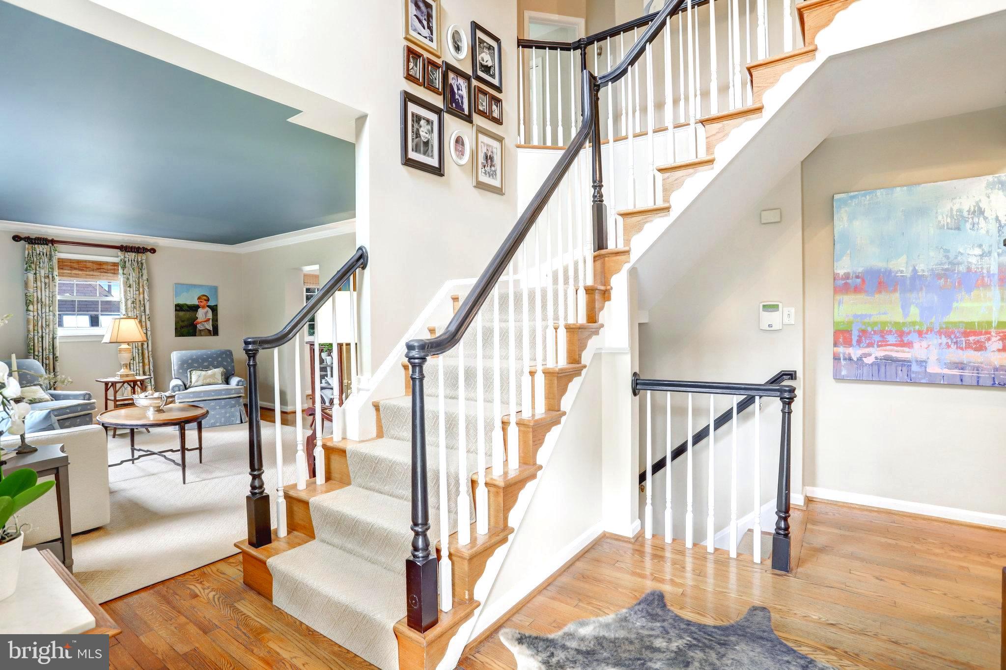 COLLEGE PARK - Residential