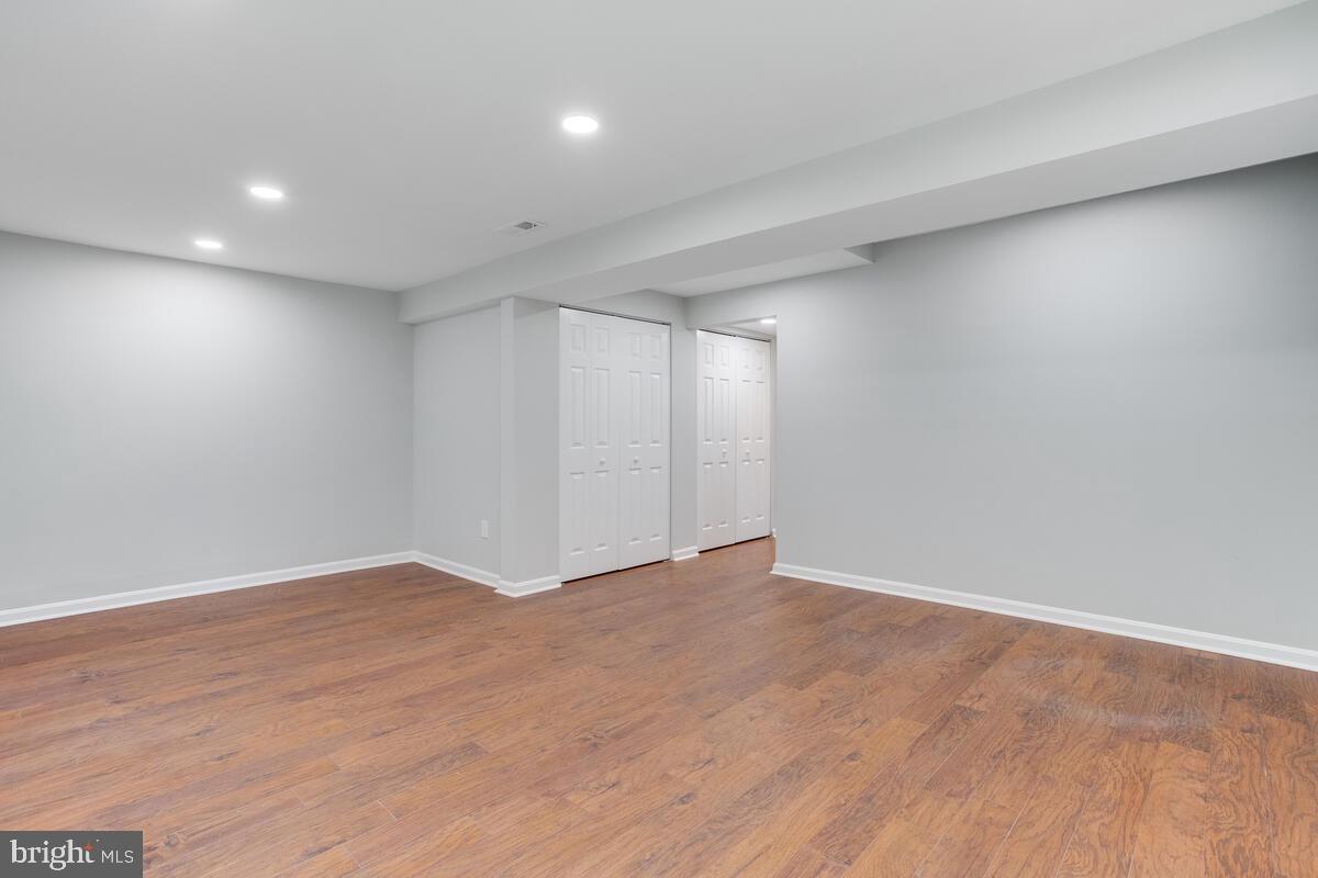 WOODLAND PARK - Residential