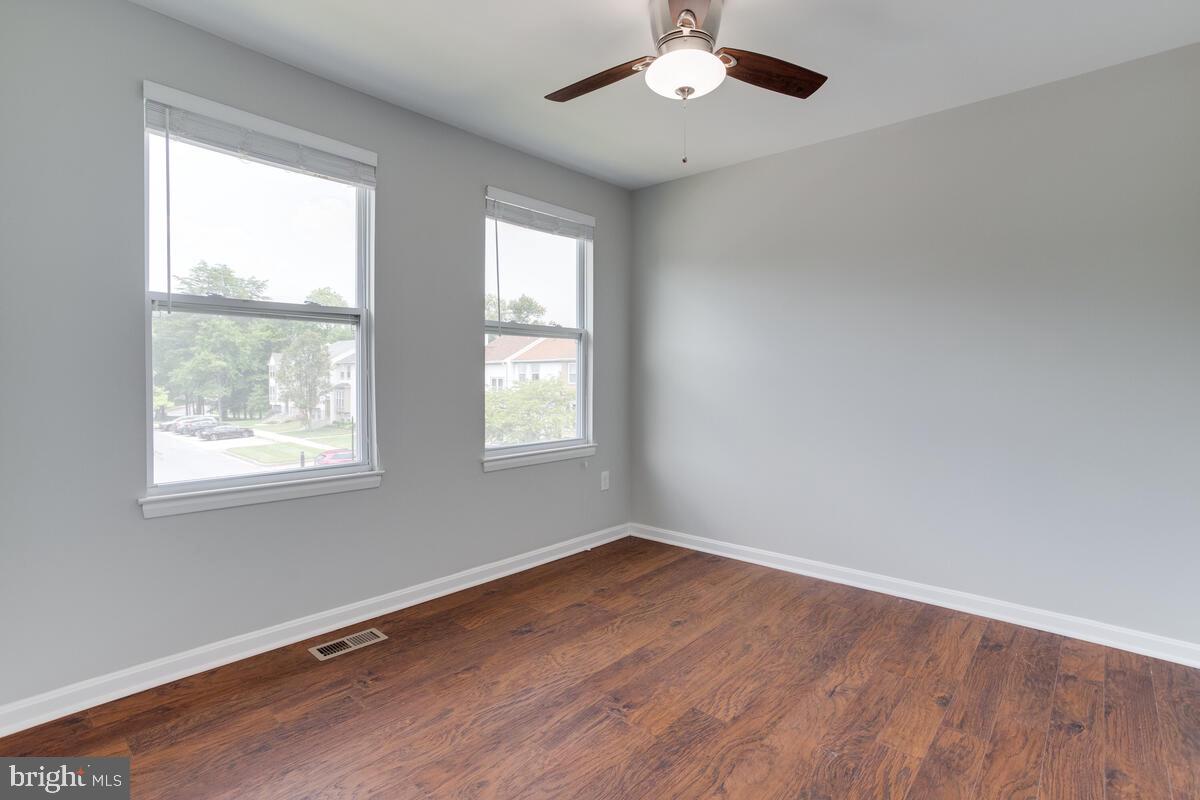 WOODLAND PARK - Residential