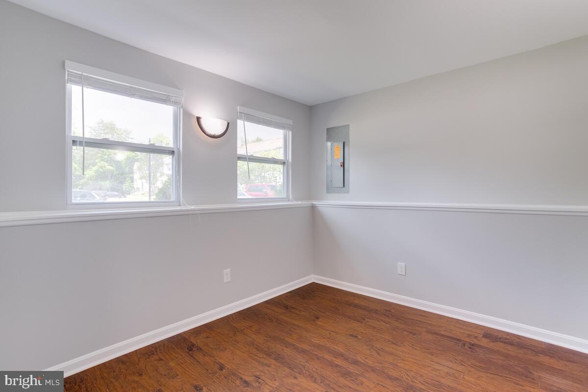 WOODLAND PARK - Residential