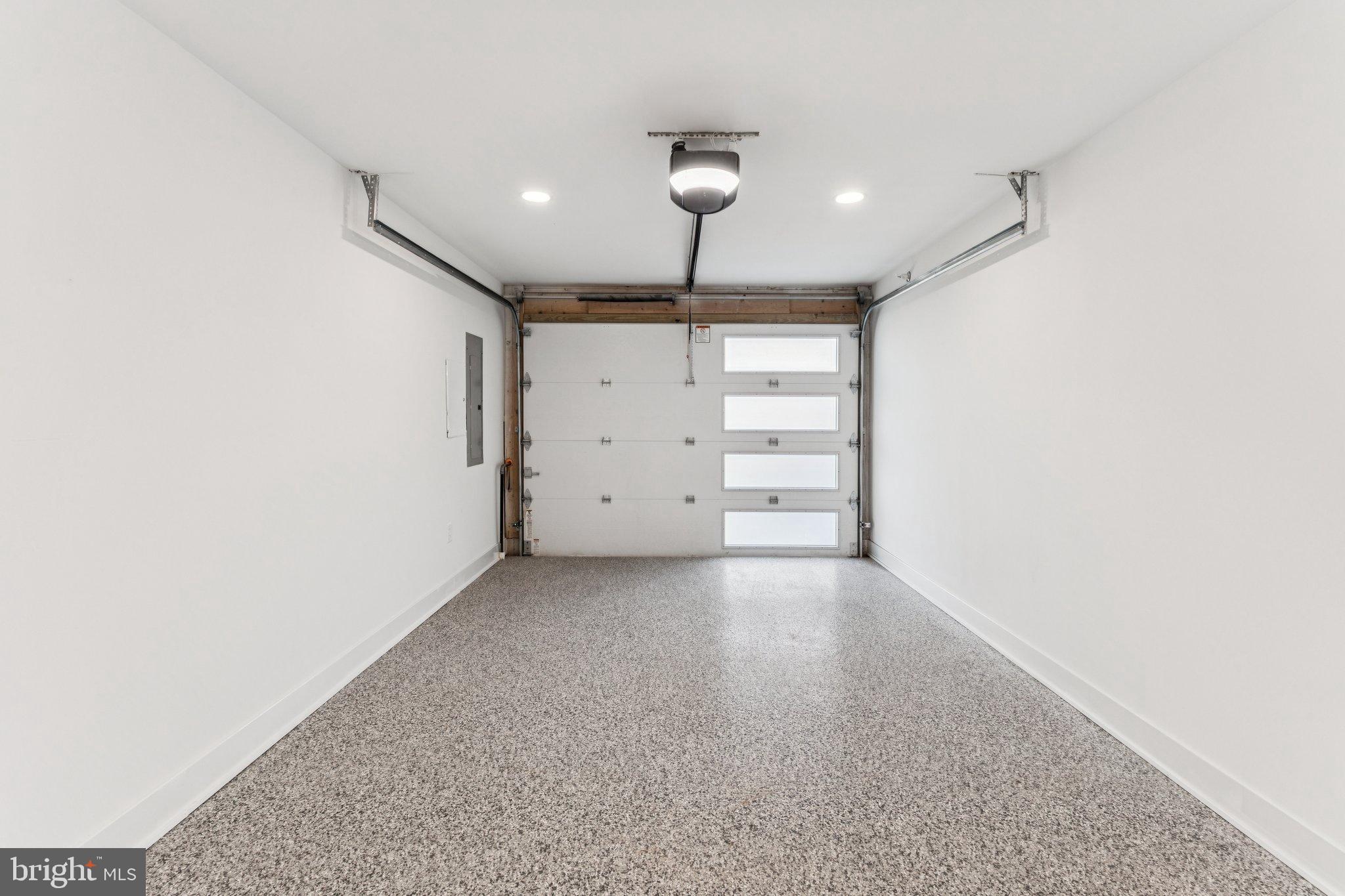 FAIRMOUNT - Residential