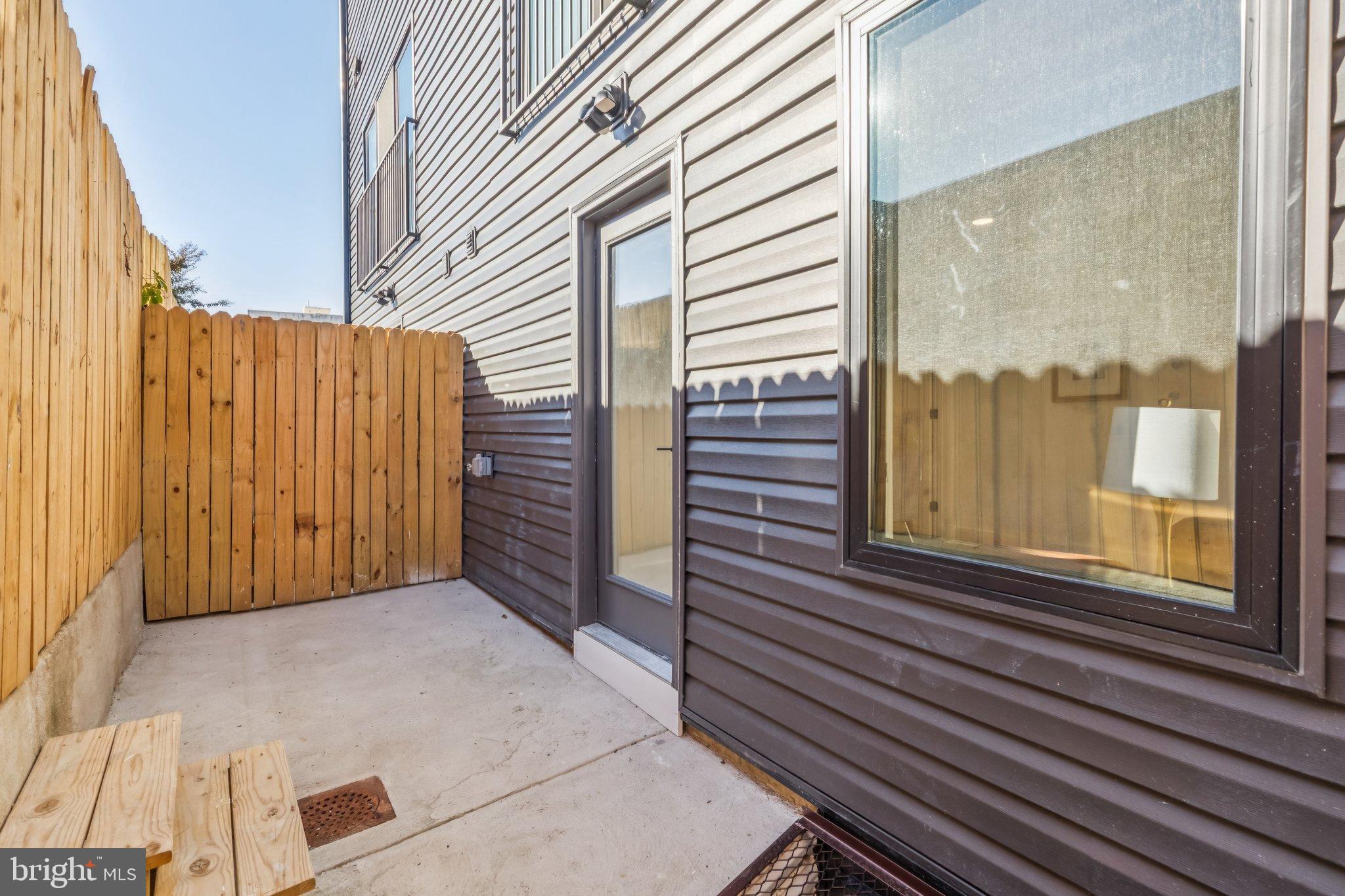 FAIRMOUNT - Residential