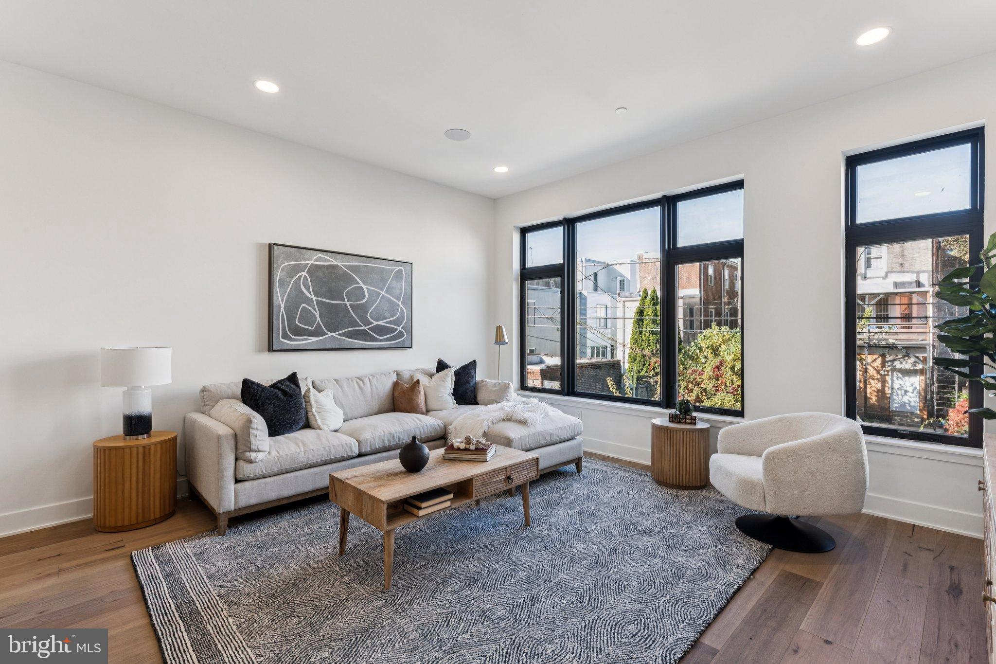 FAIRMOUNT - Residential