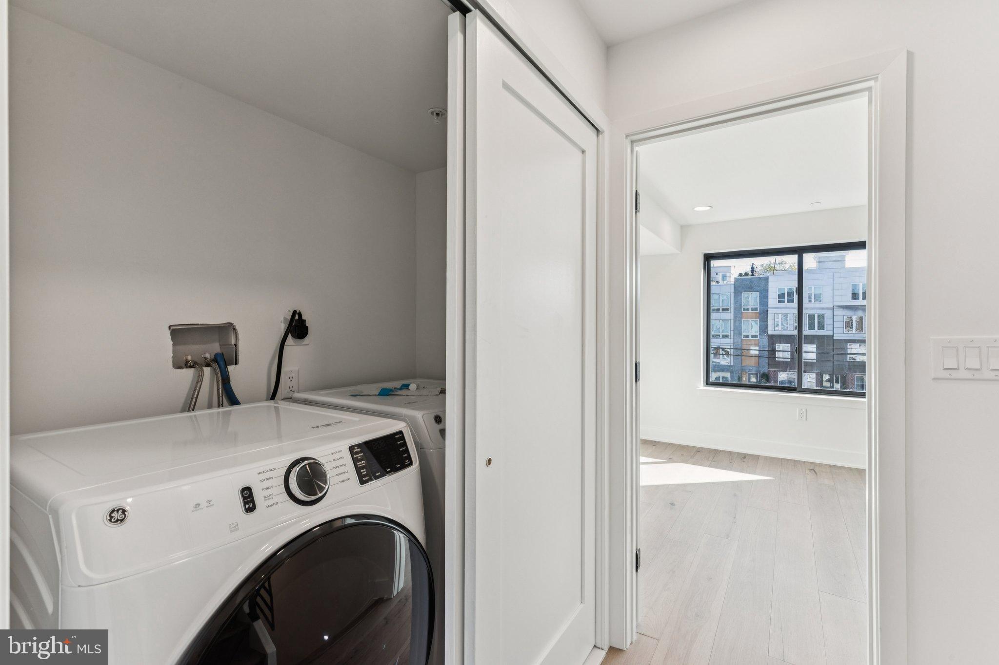 FAIRMOUNT - Residential