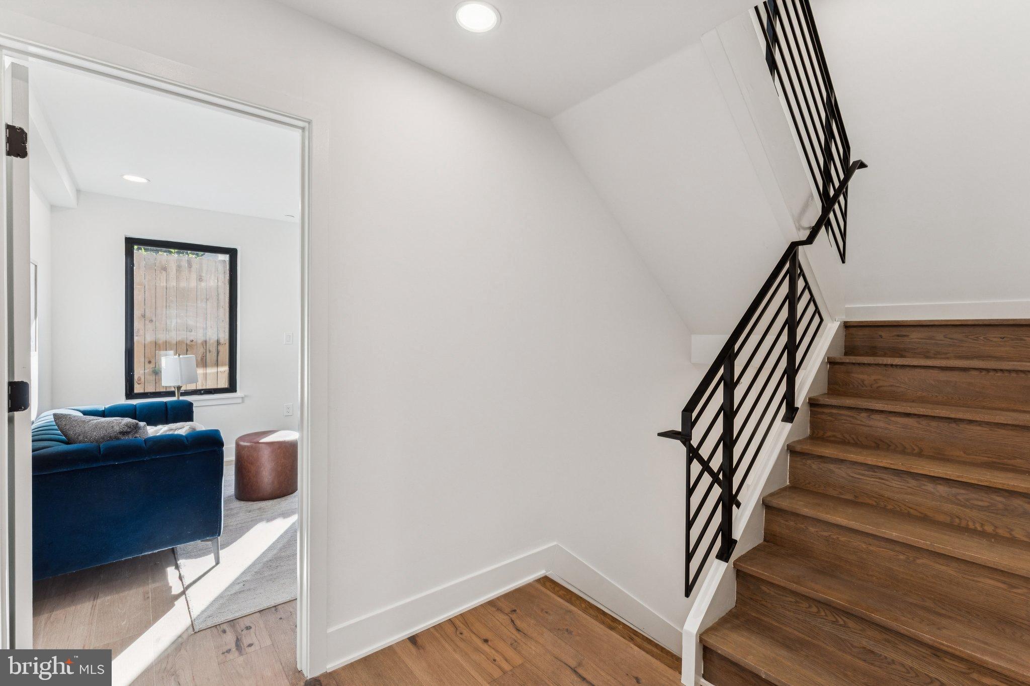 FAIRMOUNT - Residential