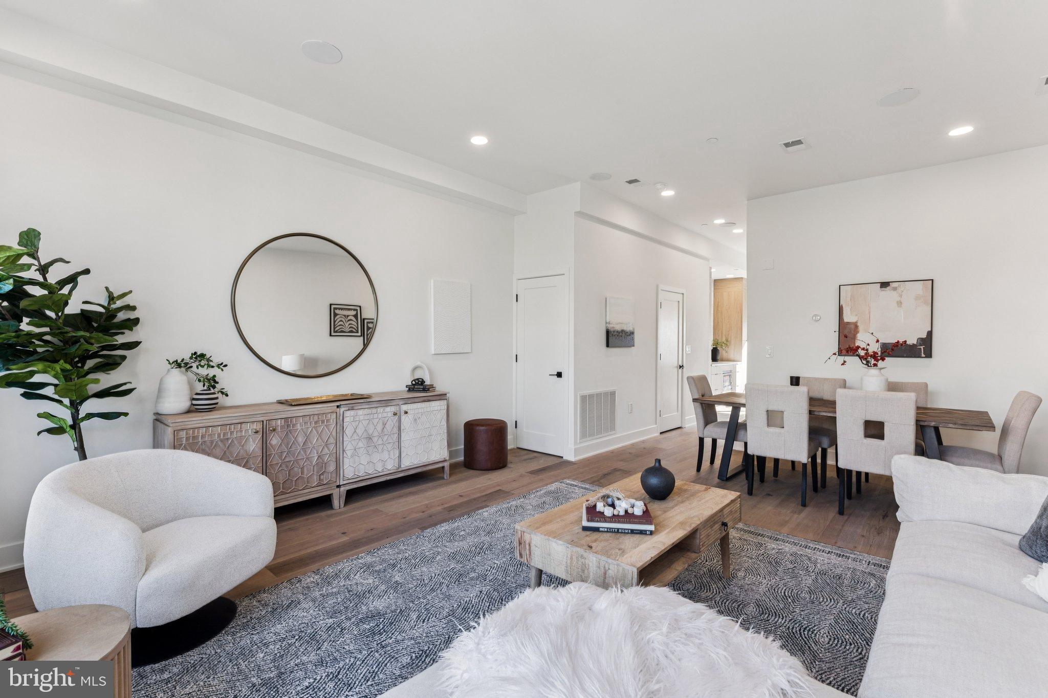 FAIRMOUNT - Residential