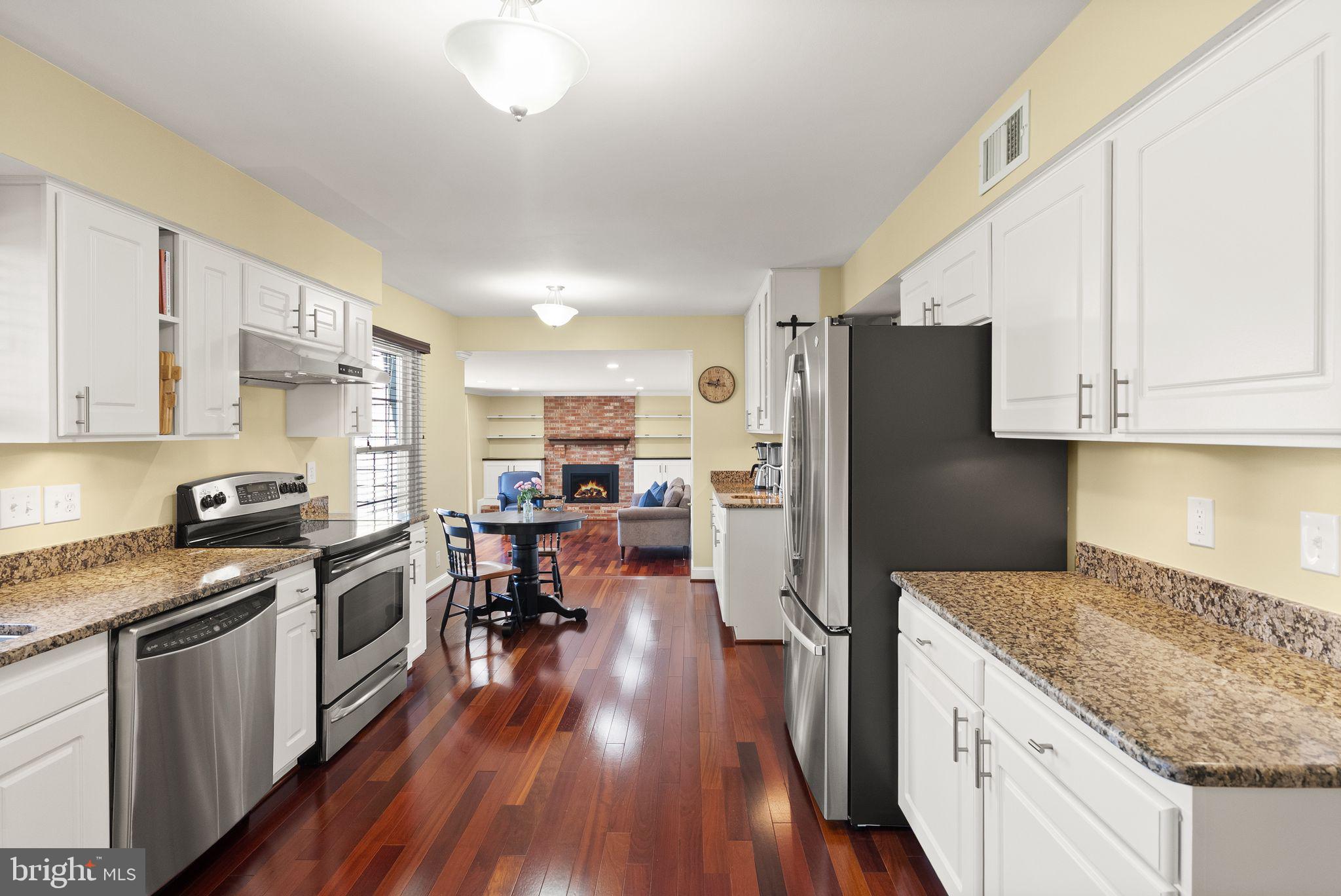 CRESCENT HILLS ESTATES - Residential