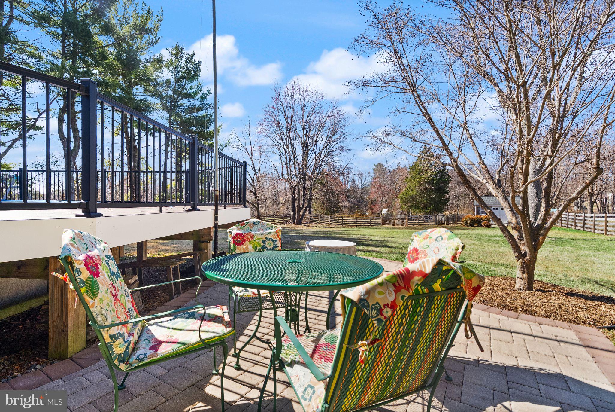 CRESCENT HILLS ESTATES - Residential