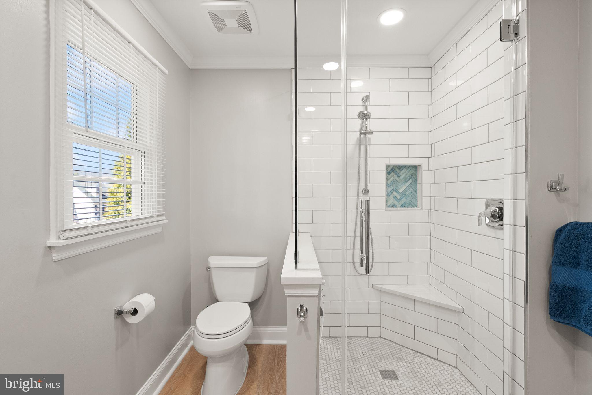 CRESCENT HILLS ESTATES - Residential