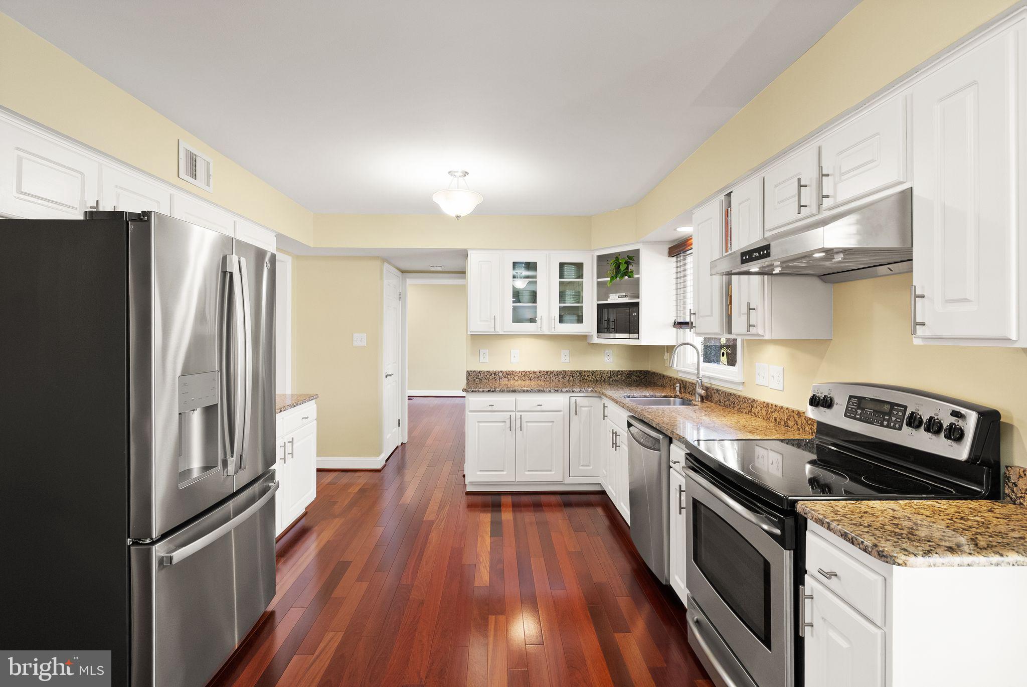 CRESCENT HILLS ESTATES - Residential