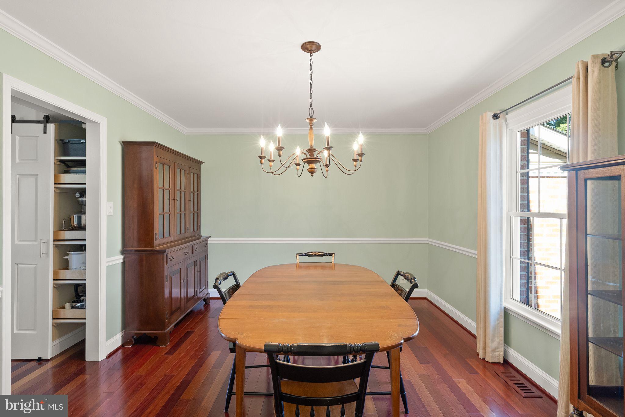 CRESCENT HILLS ESTATES - Residential