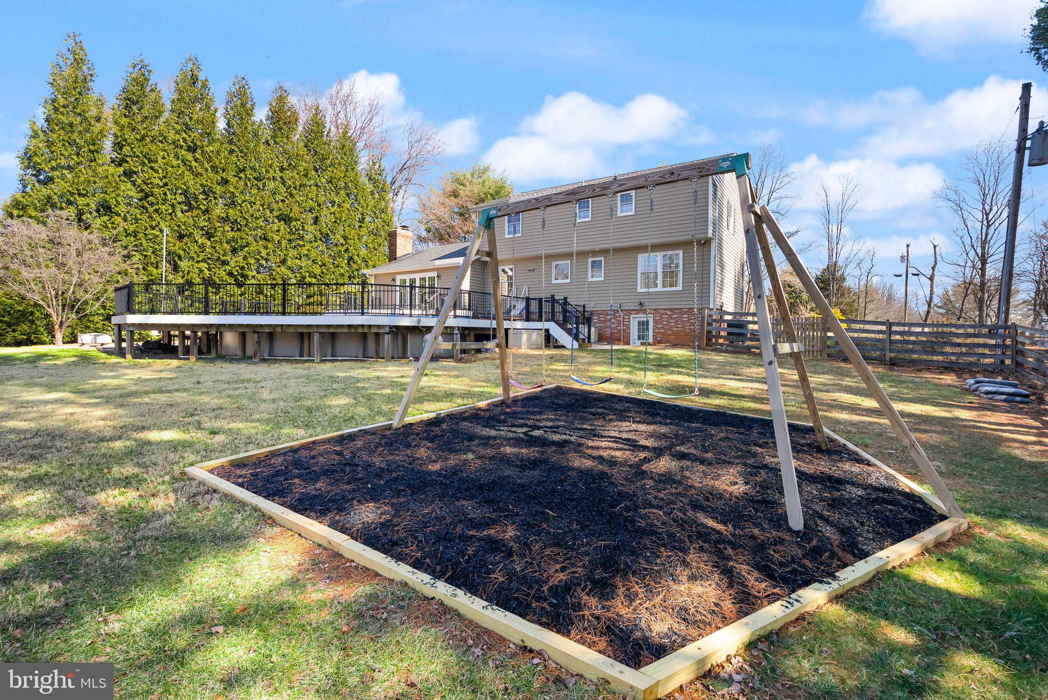 CRESCENT HILLS ESTATES - Residential