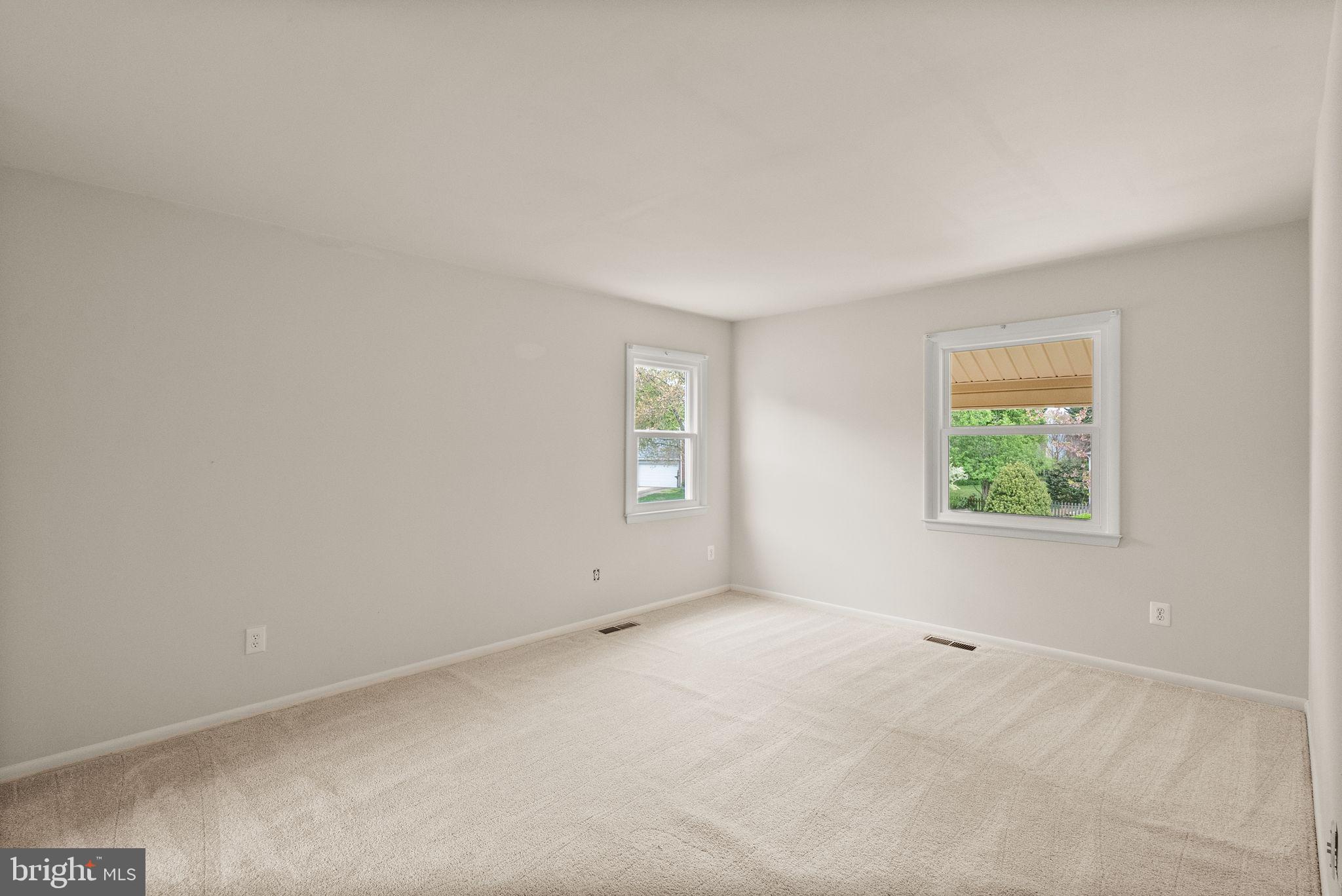 BROOKFIELD - Residential