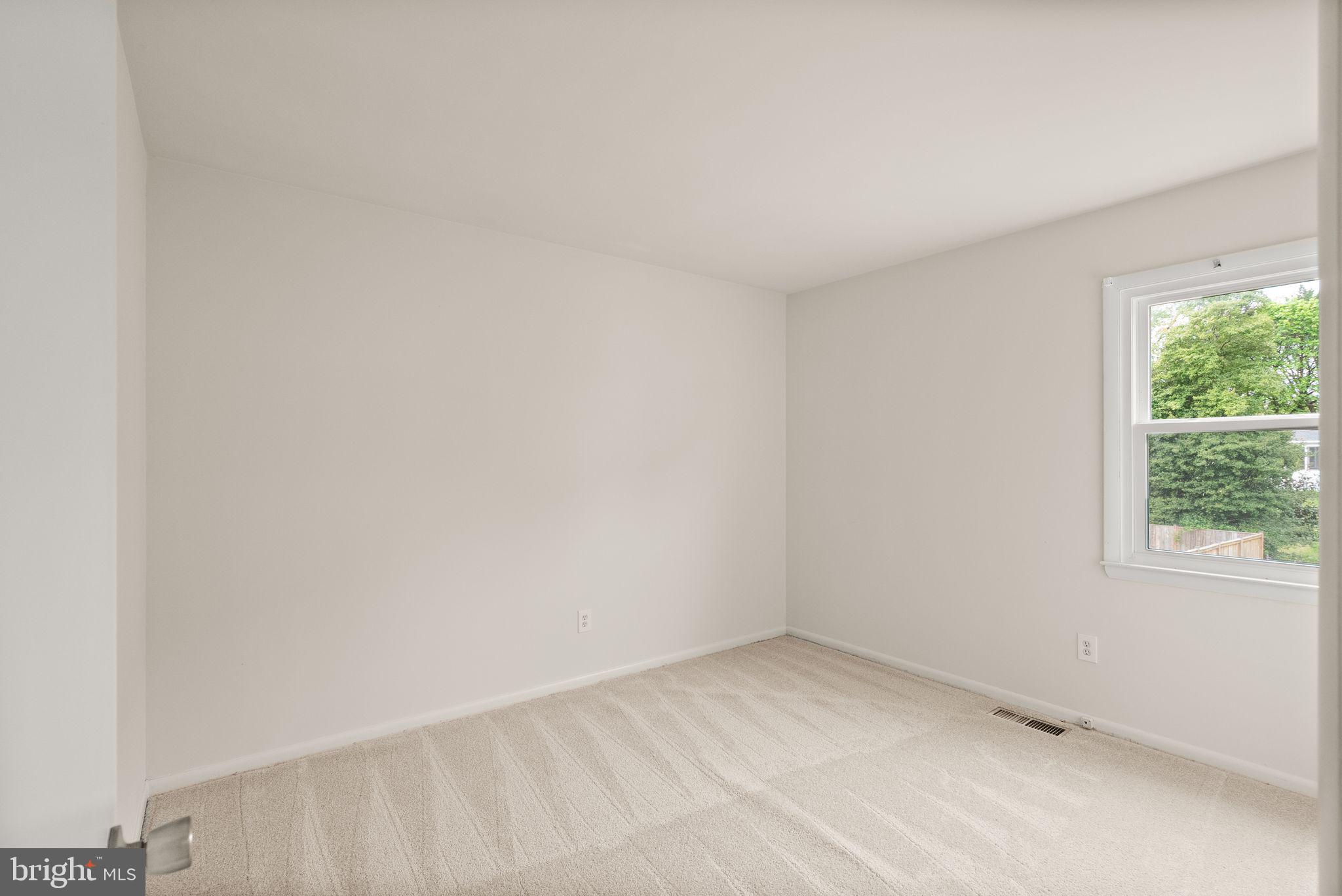 BROOKFIELD - Residential