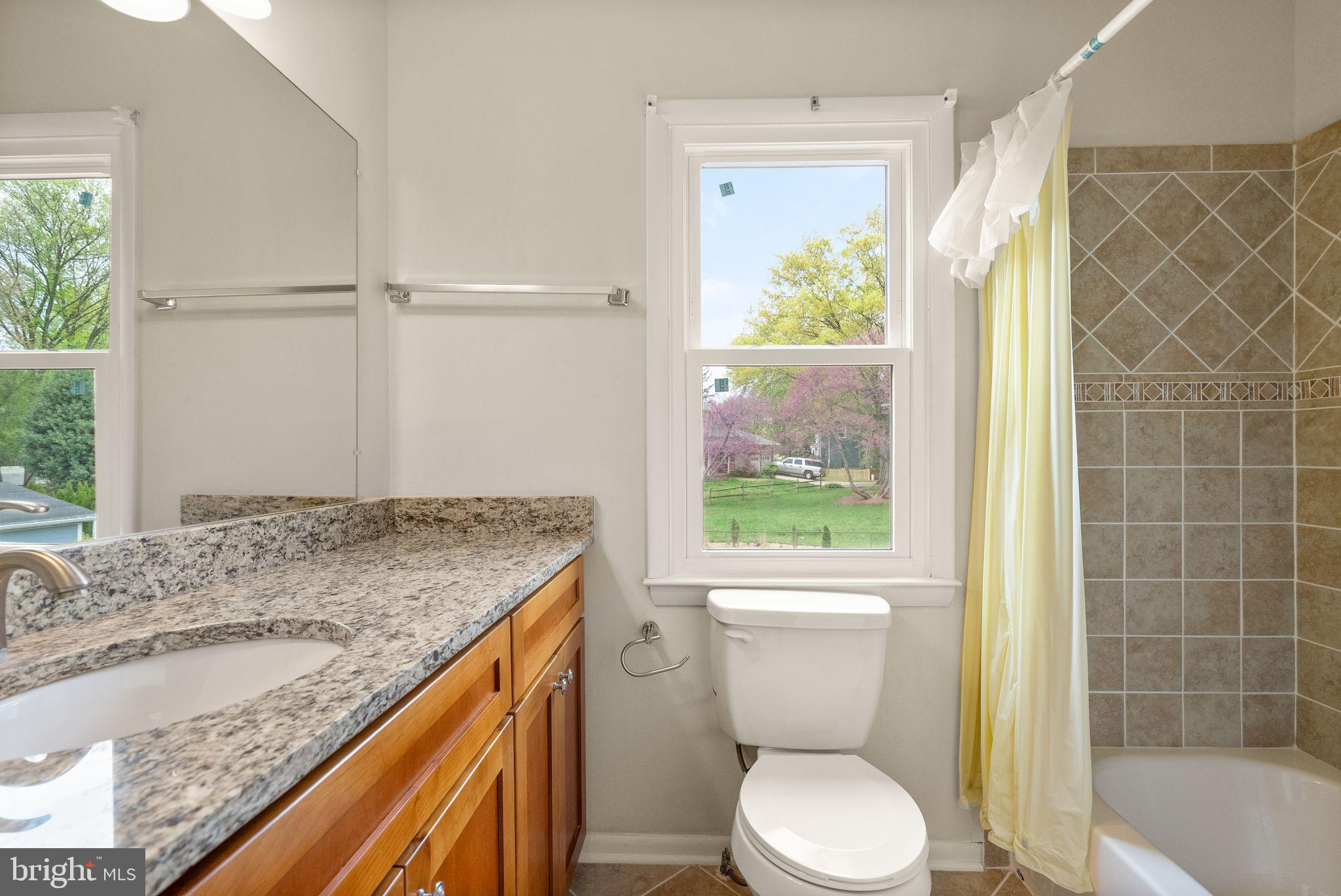 BROOKFIELD - Residential