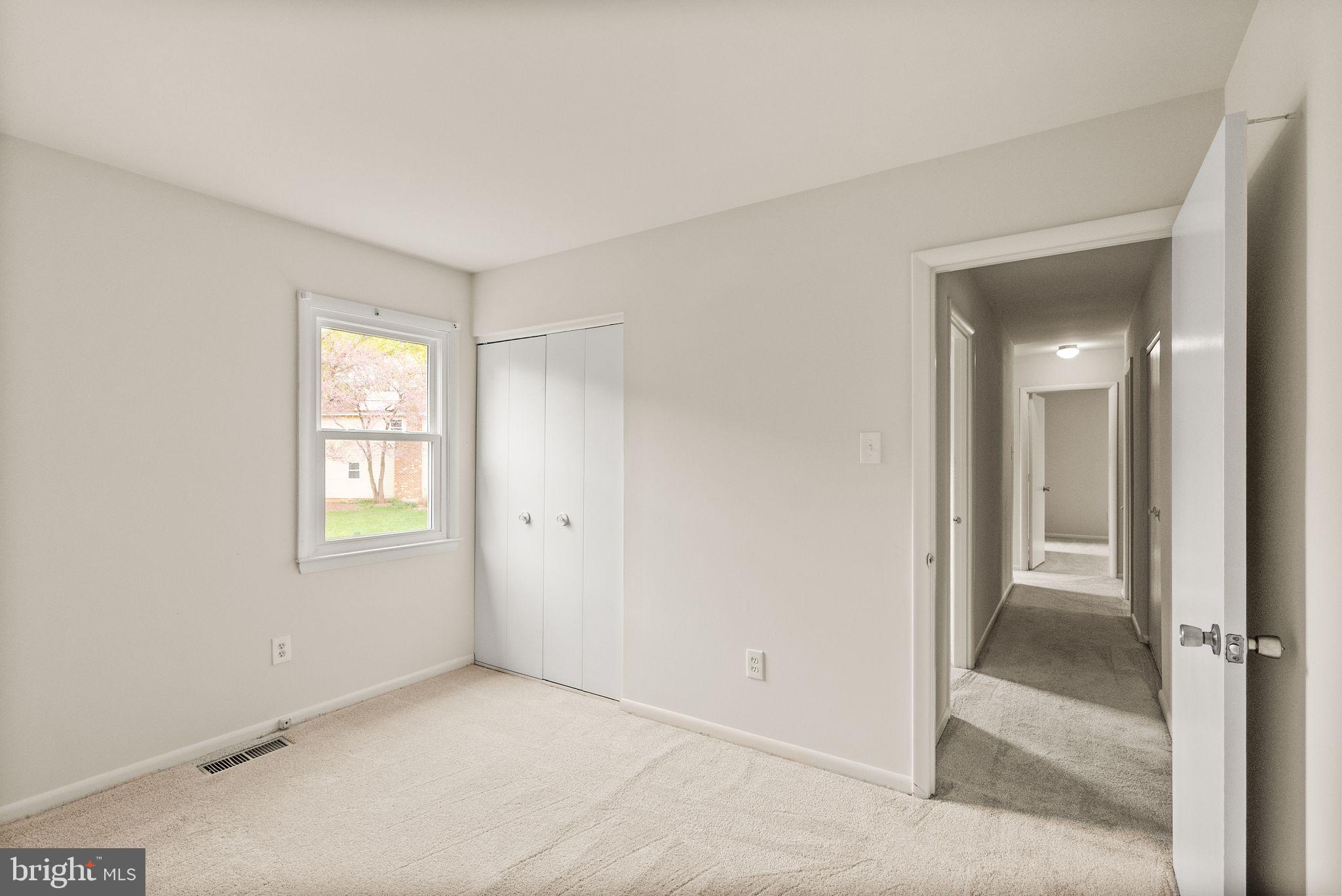 BROOKFIELD - Residential