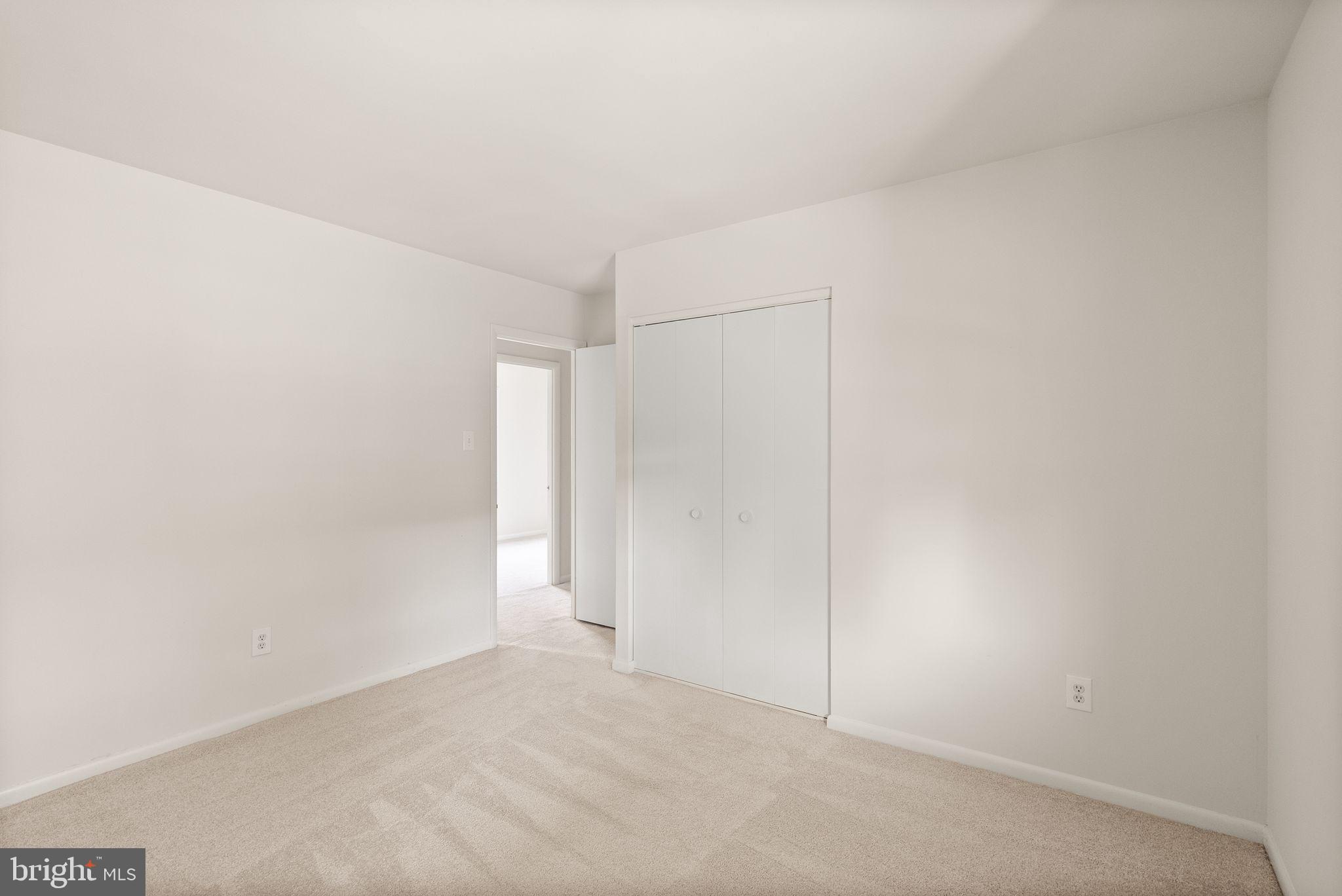 BROOKFIELD - Residential