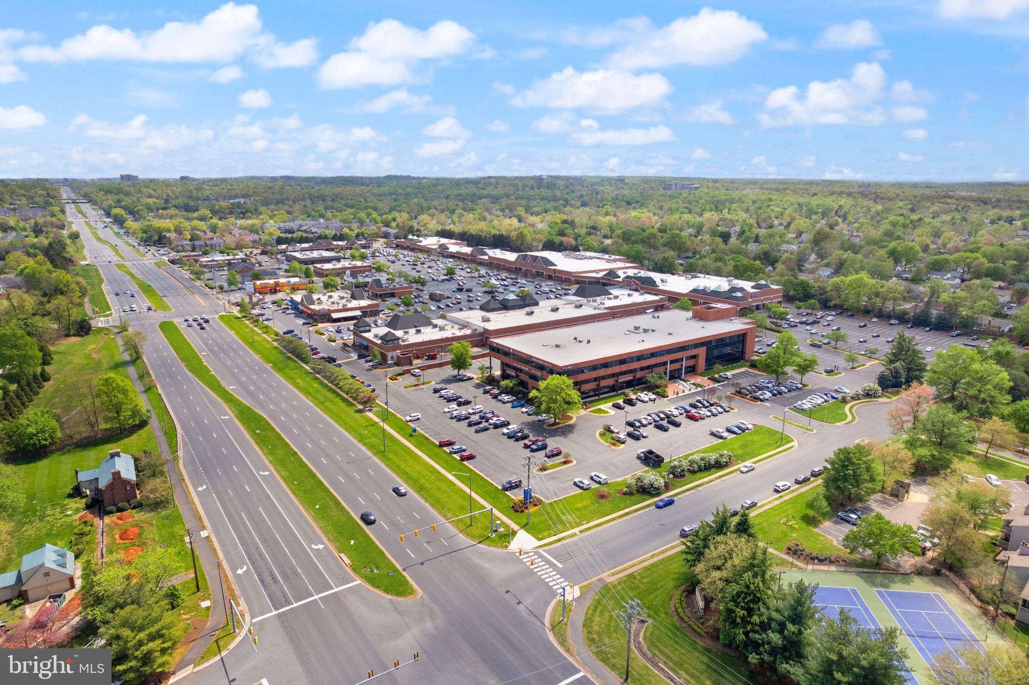 BROOKFIELD - Residential