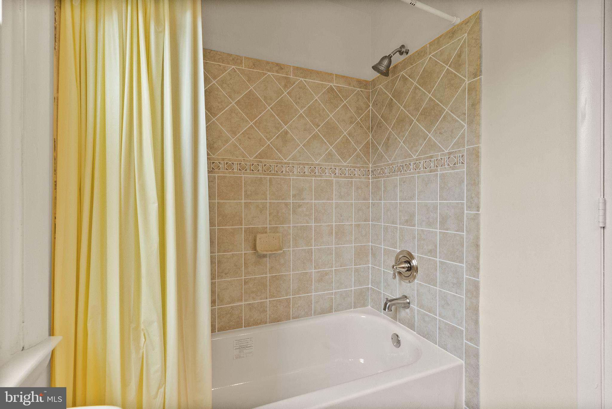 BROOKFIELD - Residential