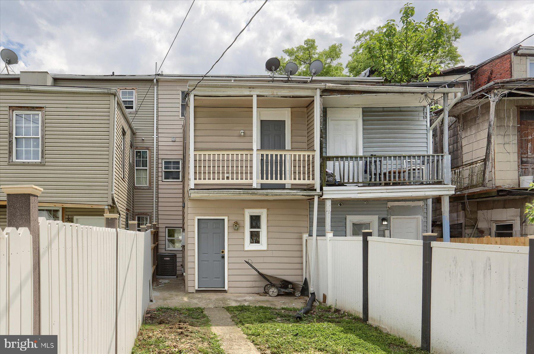 HARRISBURG - Residential