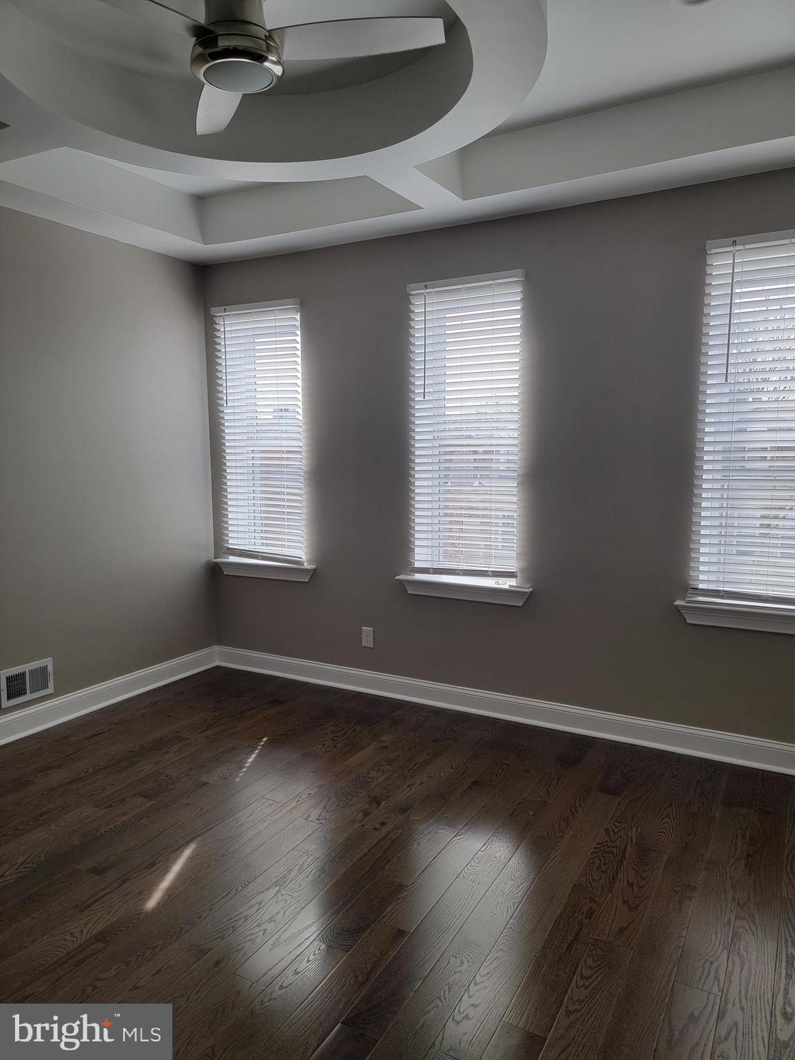OLIVER - Residential Lease